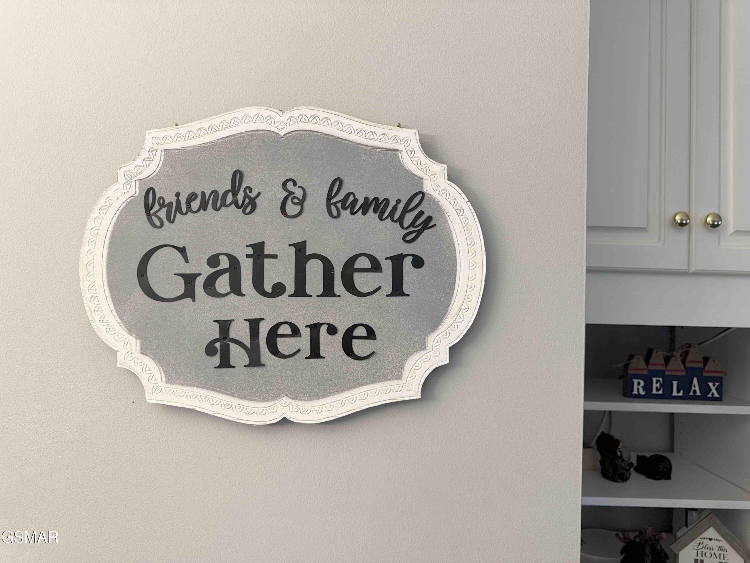 3215 N River Road Pigeon Forge TN 37863