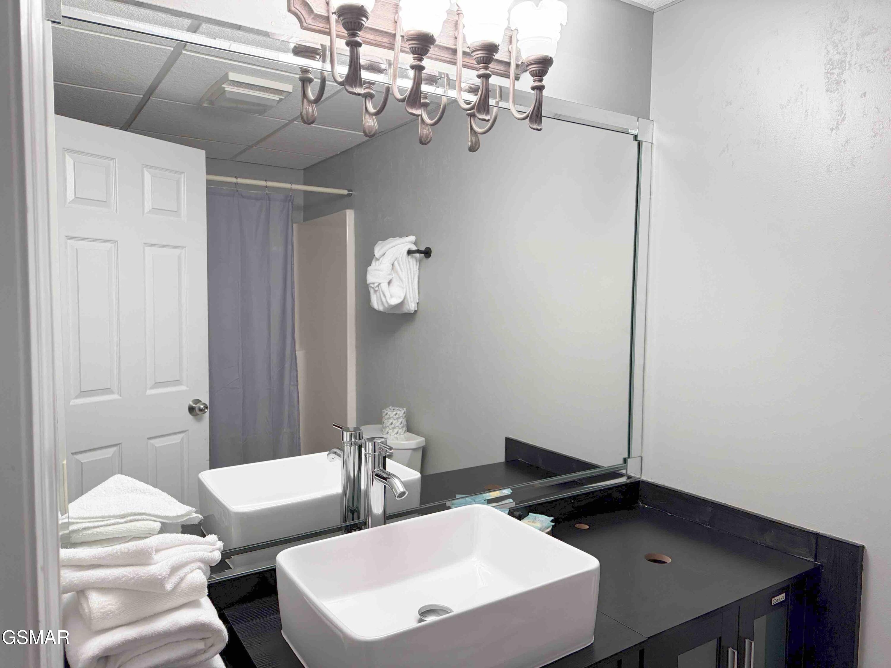 3215 N River Road Pigeon Forge TN 37863