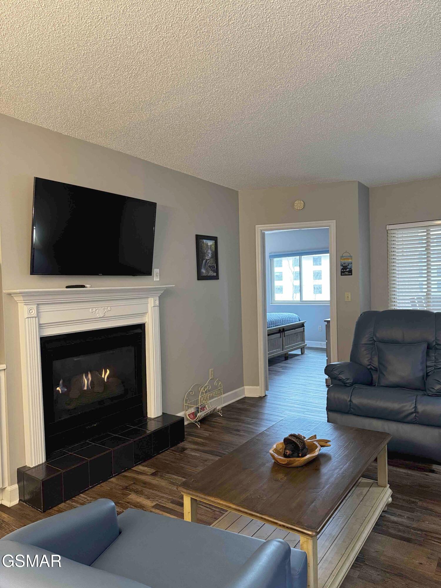 3215 N River Road Pigeon Forge TN 37863