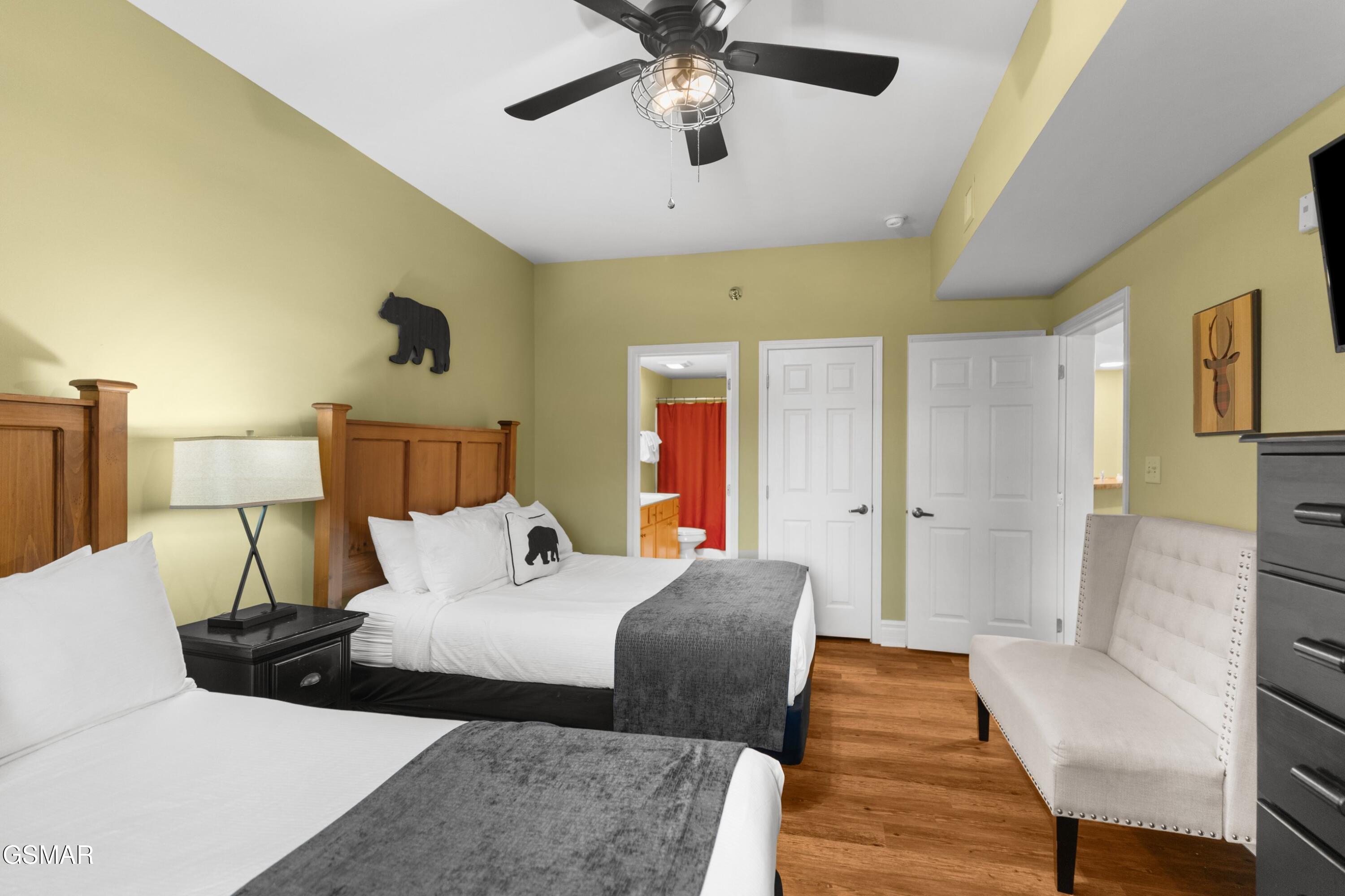 215 Woliss Gatlinburg TN 37738