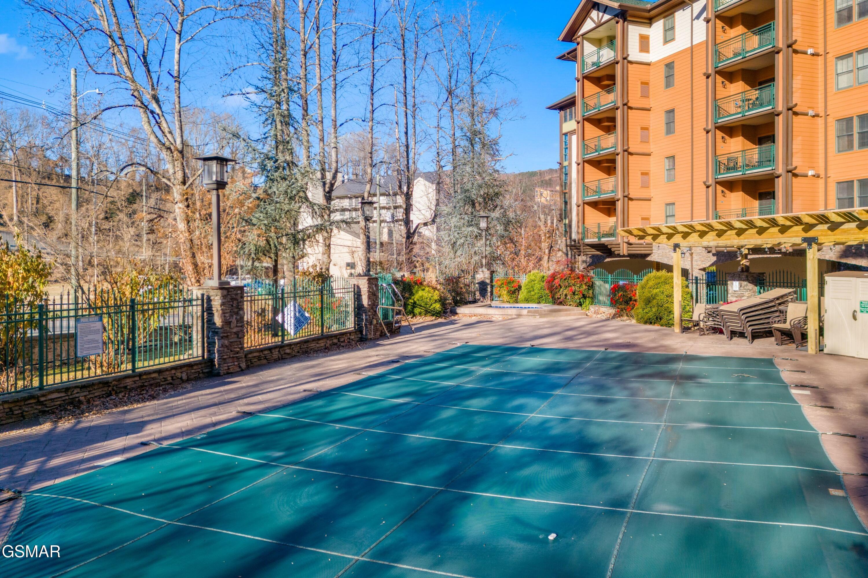 215 Woliss Gatlinburg TN 37738