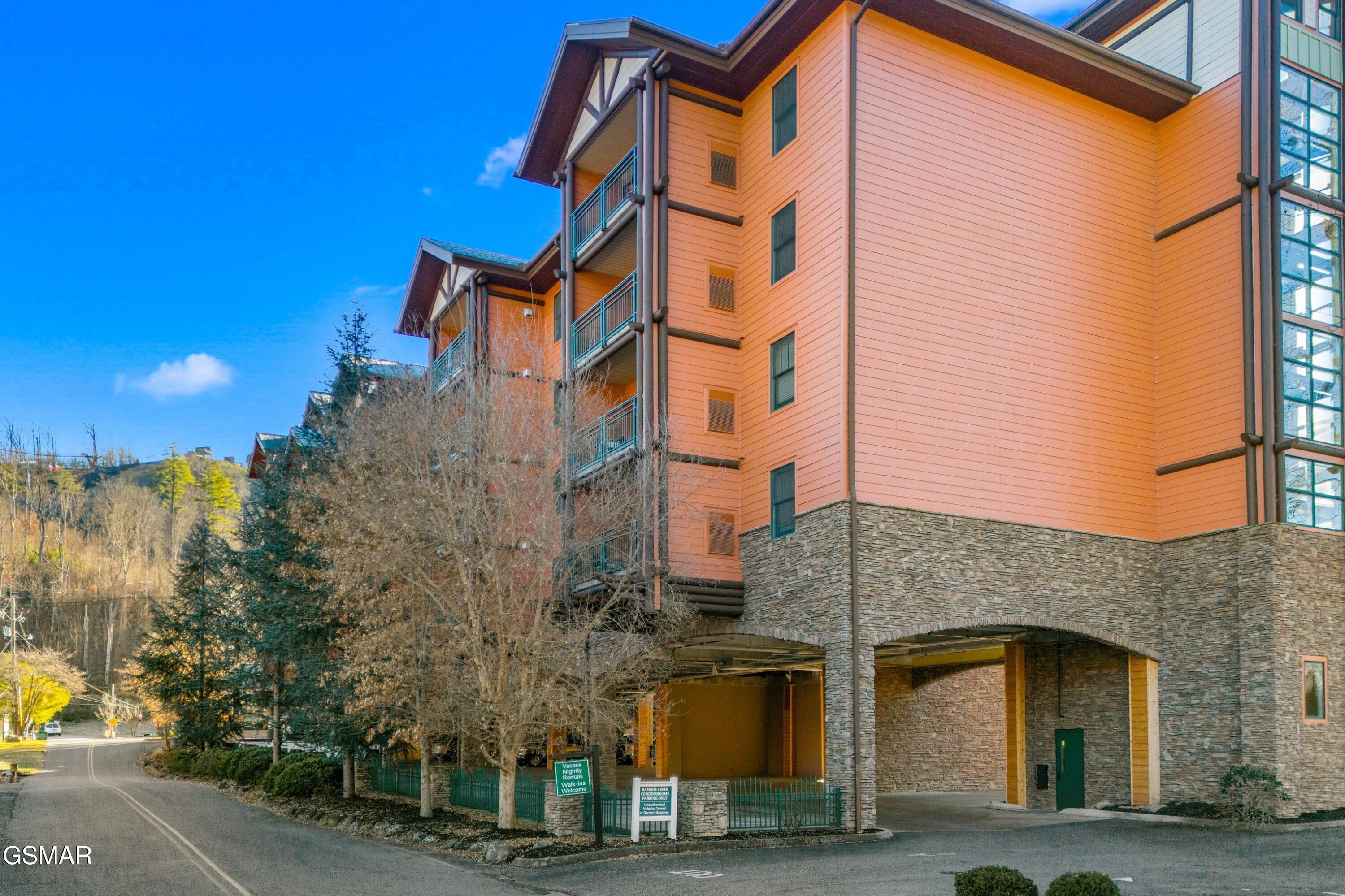 215 Woliss Gatlinburg TN 37738