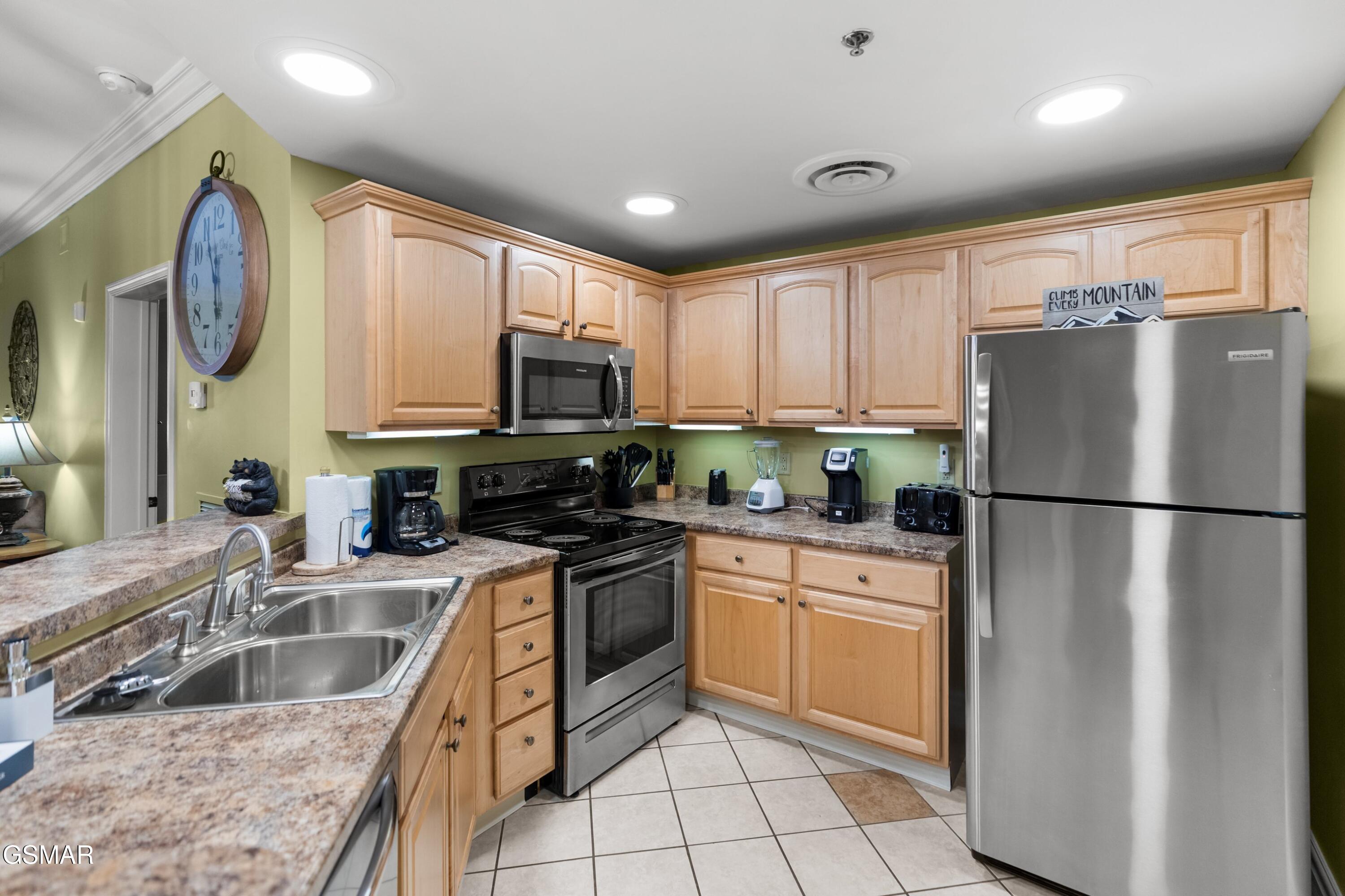 215 Woliss Gatlinburg TN 37738