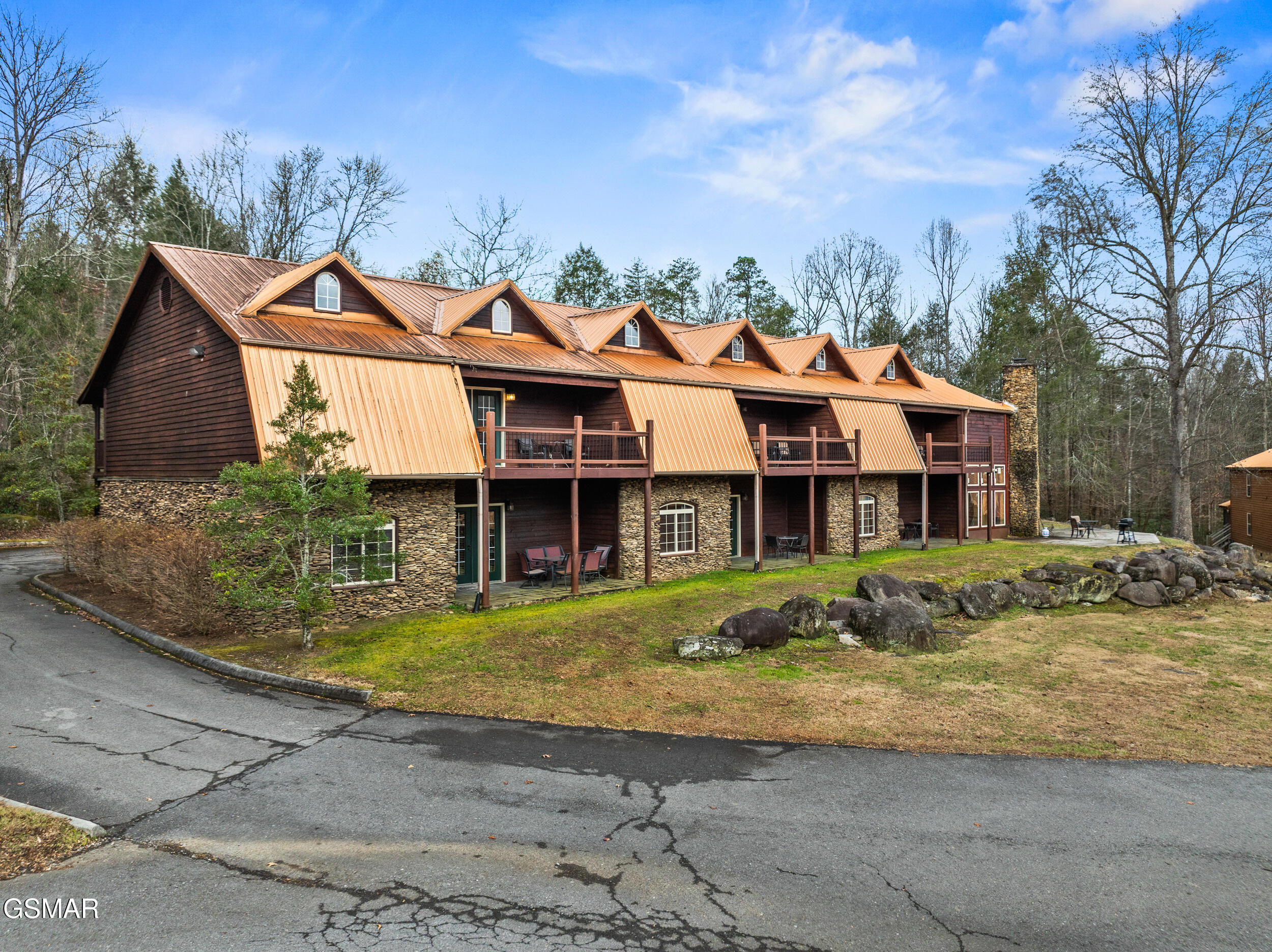 206 Forrest Loop Way Gatlinburg TN 37738