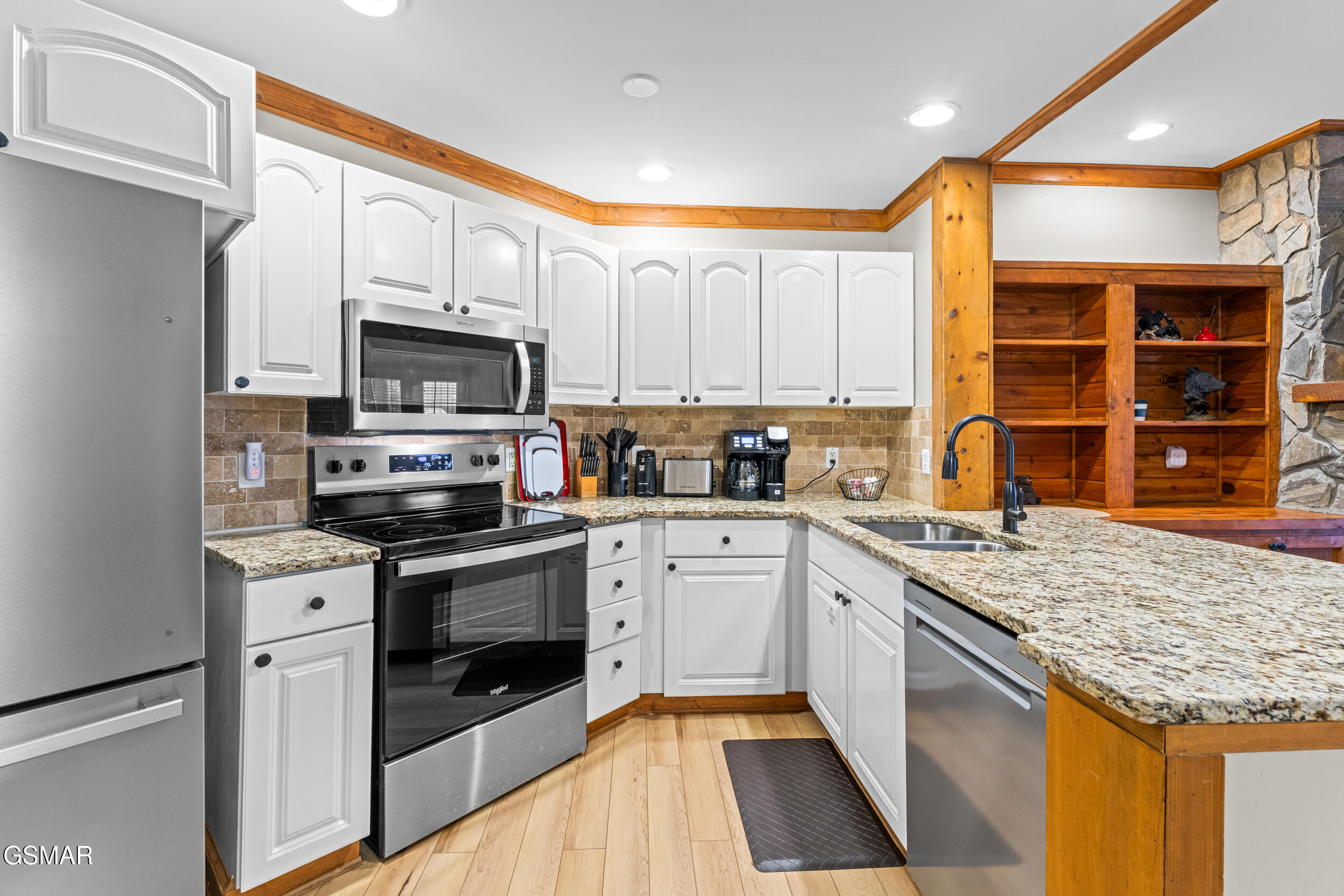 206 Forrest Loop Way Gatlinburg TN 37738
