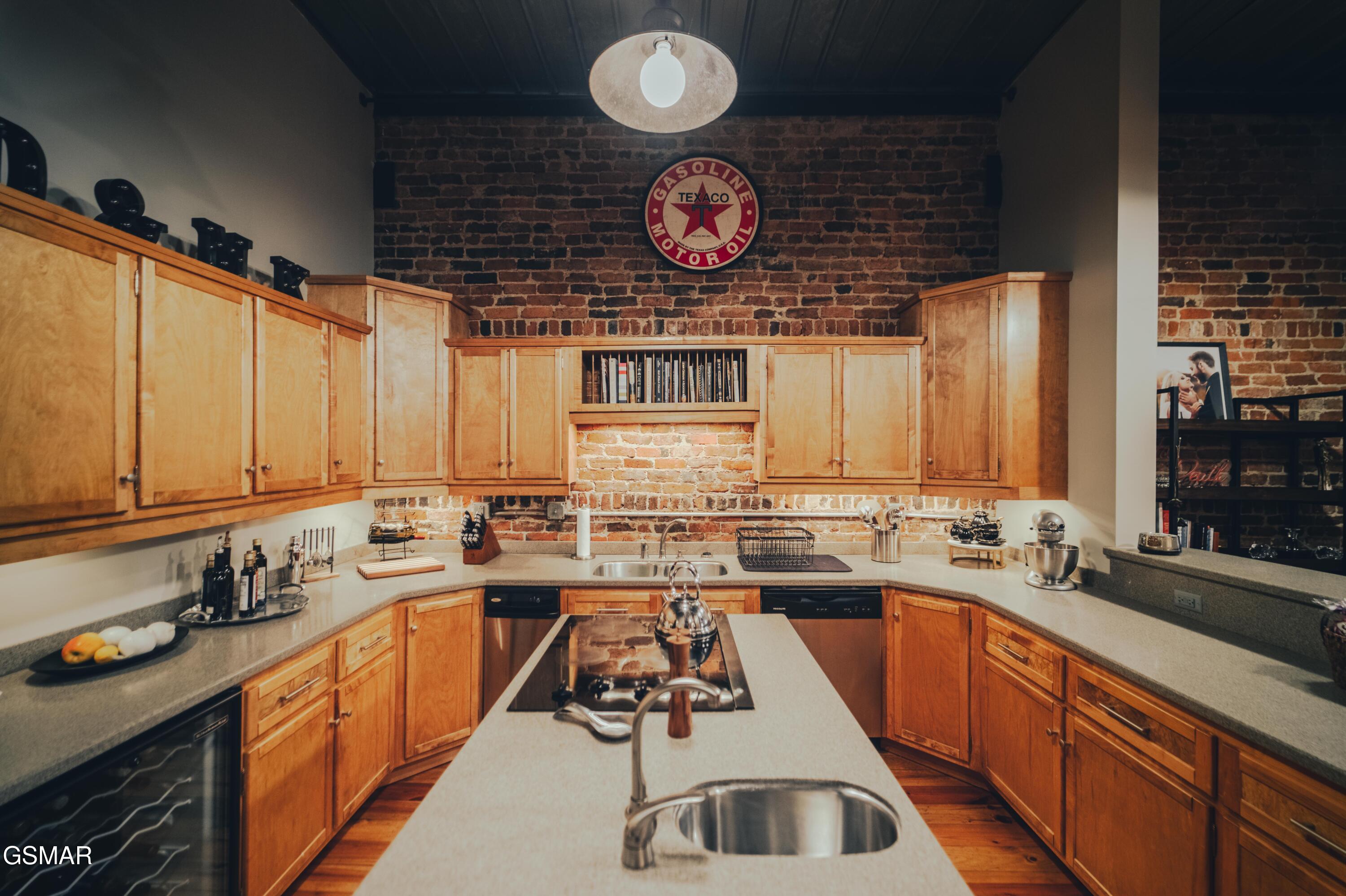 111 E Main Street Morristown TN 37814