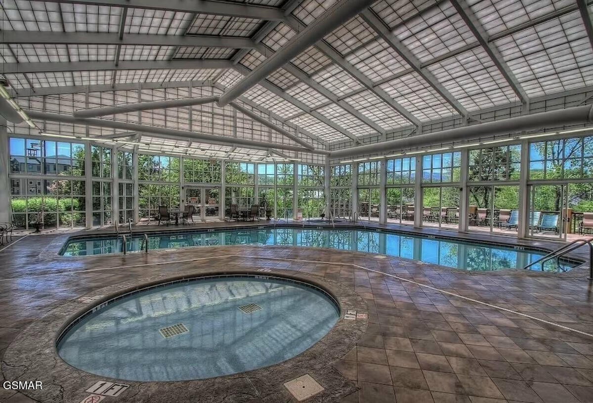 212 Dollywood Lane Pigeon Forge TN 37863