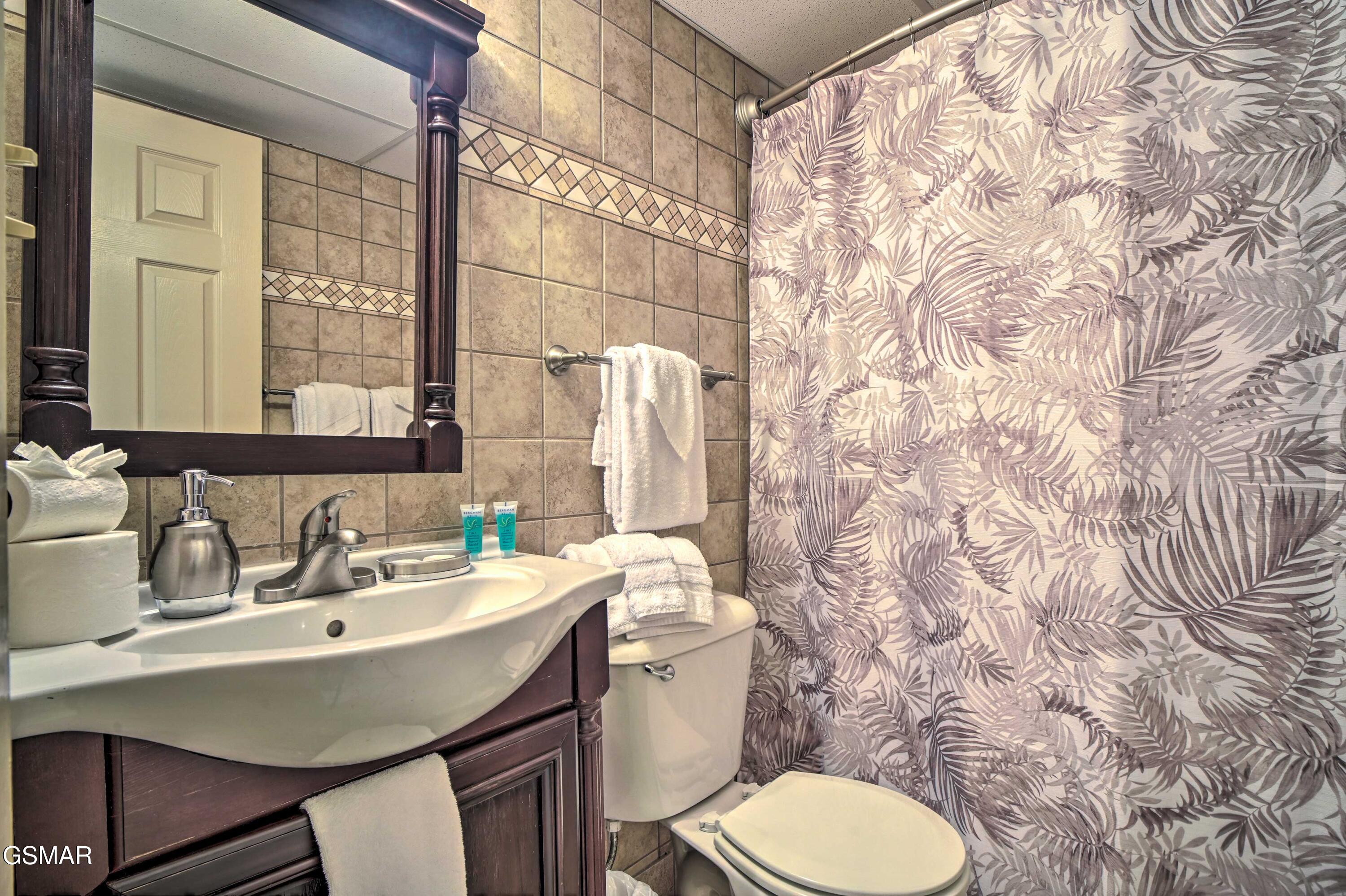 685 River Road Gatlinburg TN 37738