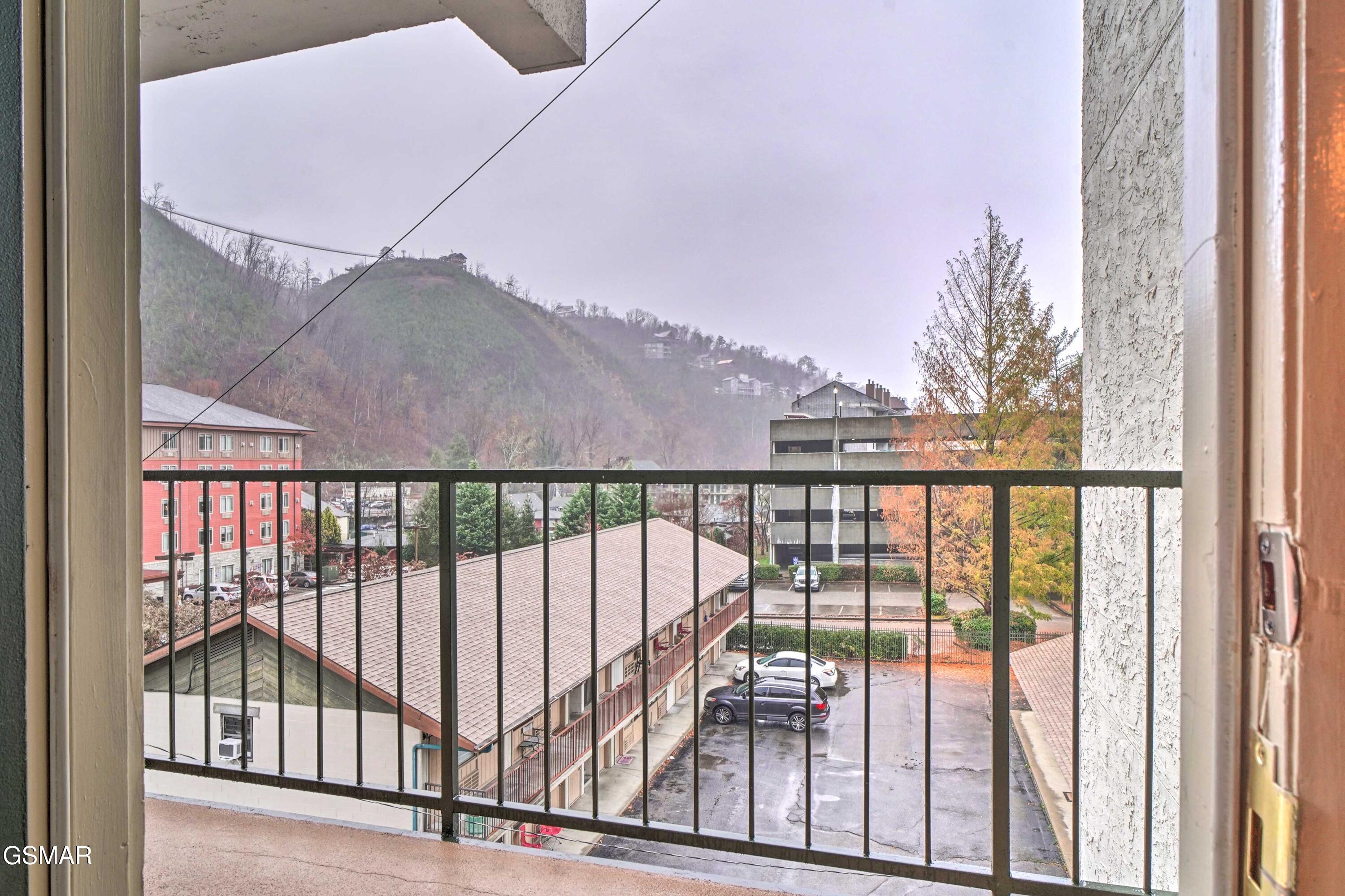 685 River Road Gatlinburg TN 37738