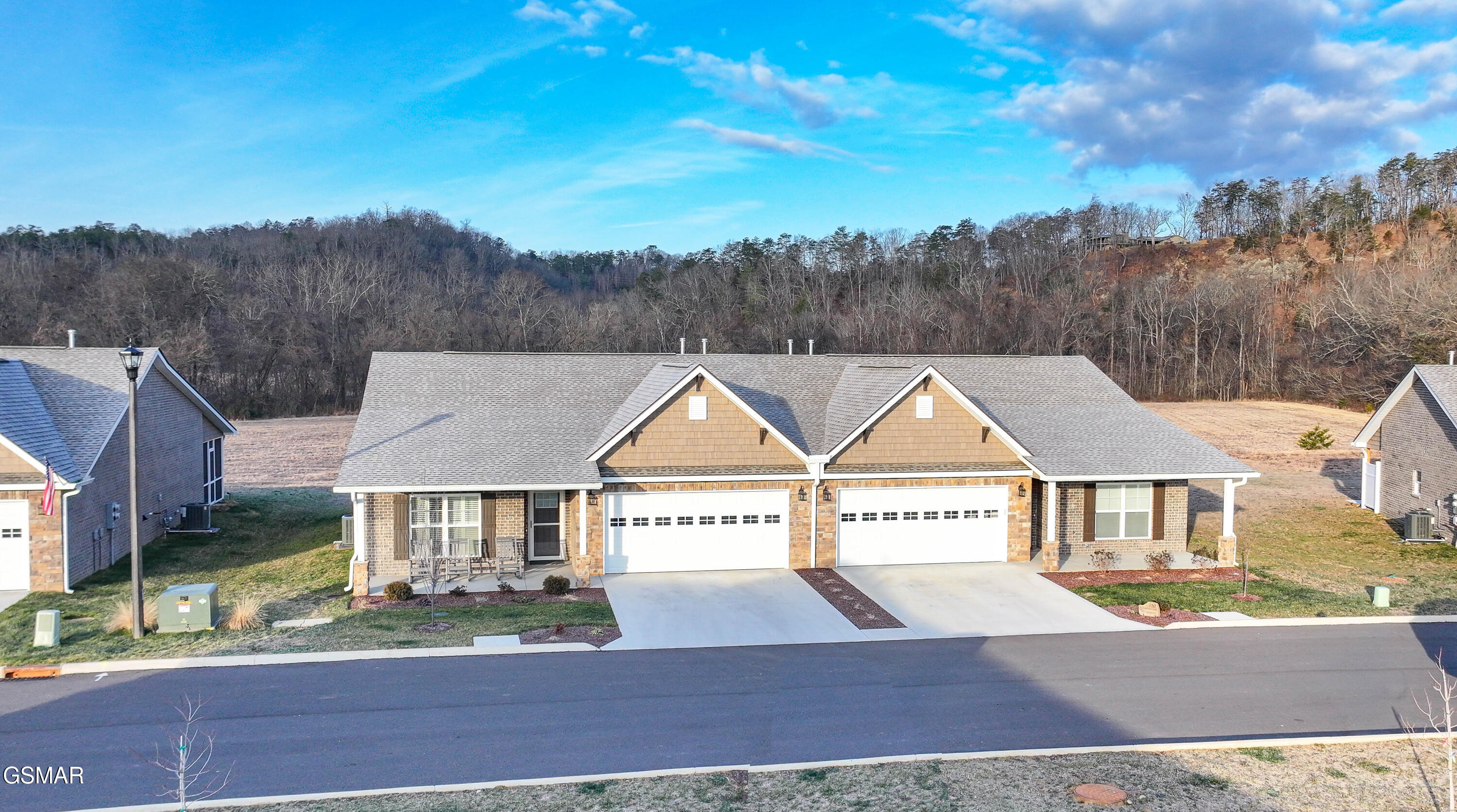 712 Snowflower Circle Pigeon Forge TN 37863
