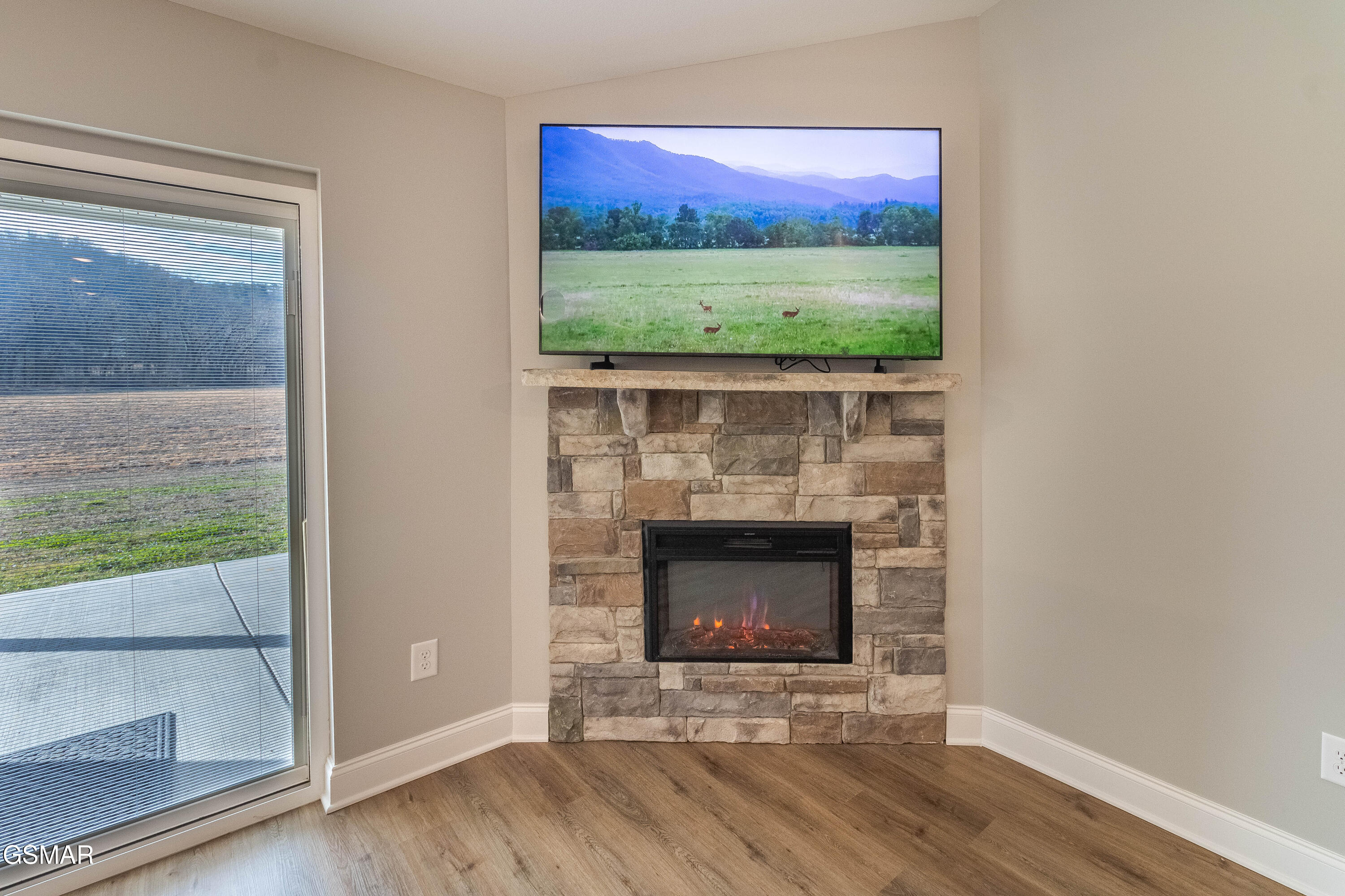 712 Snowflower Circle Pigeon Forge TN 37863
