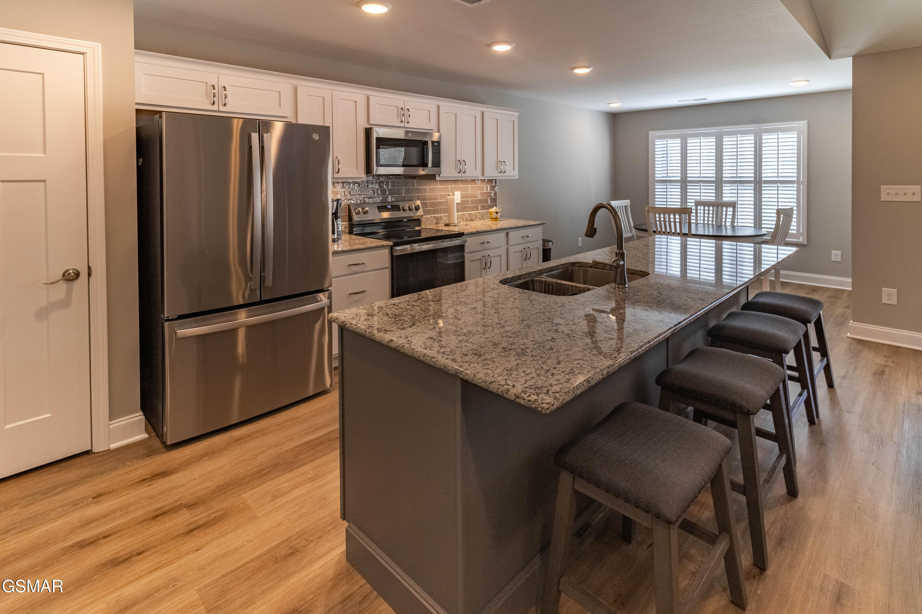 712 Snowflower Circle Pigeon Forge TN 37863