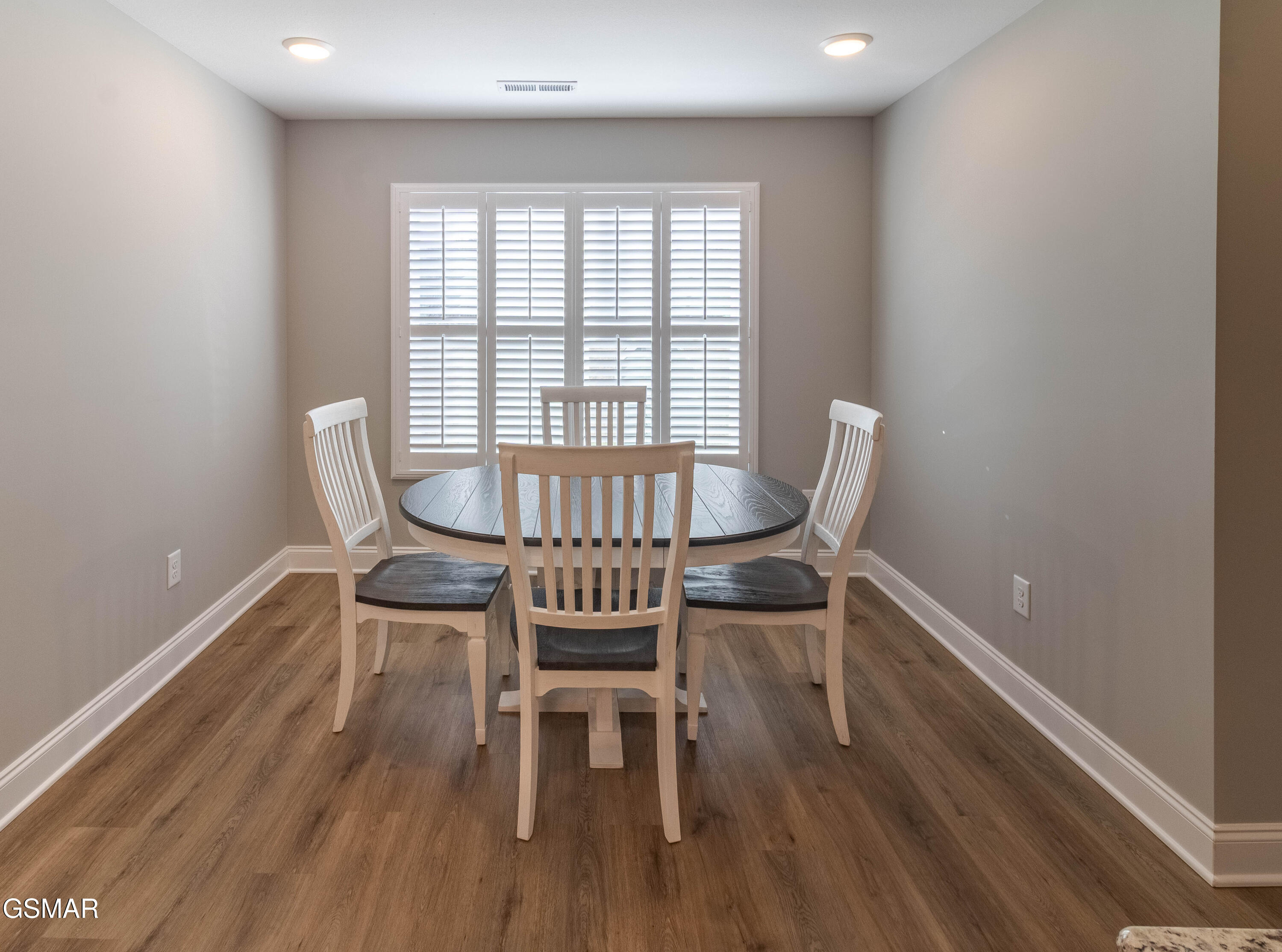 712 Snowflower Circle Pigeon Forge TN 37863