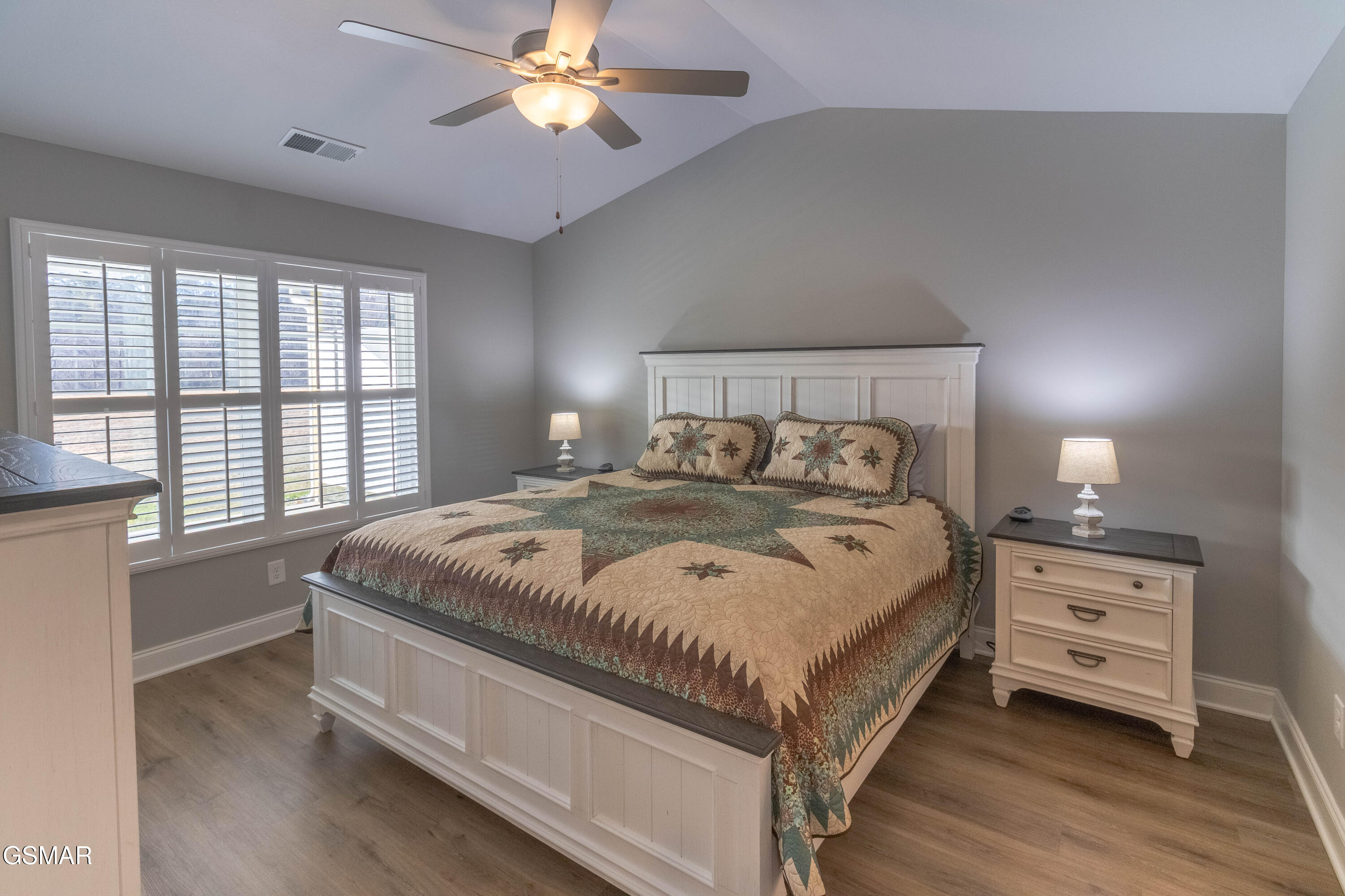 712 Snowflower Circle Pigeon Forge TN 37863