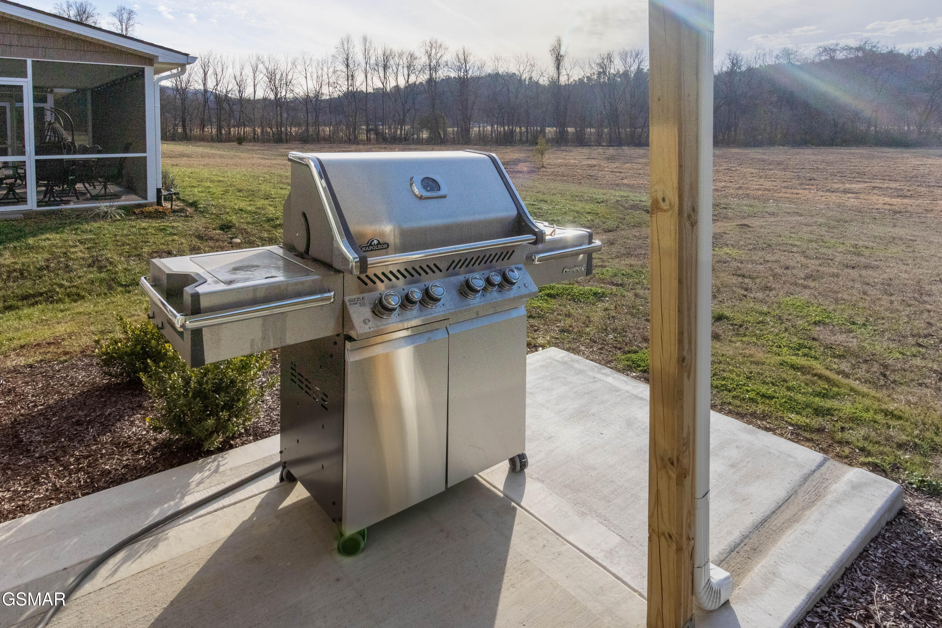 712 Snowflower Circle Pigeon Forge TN 37863