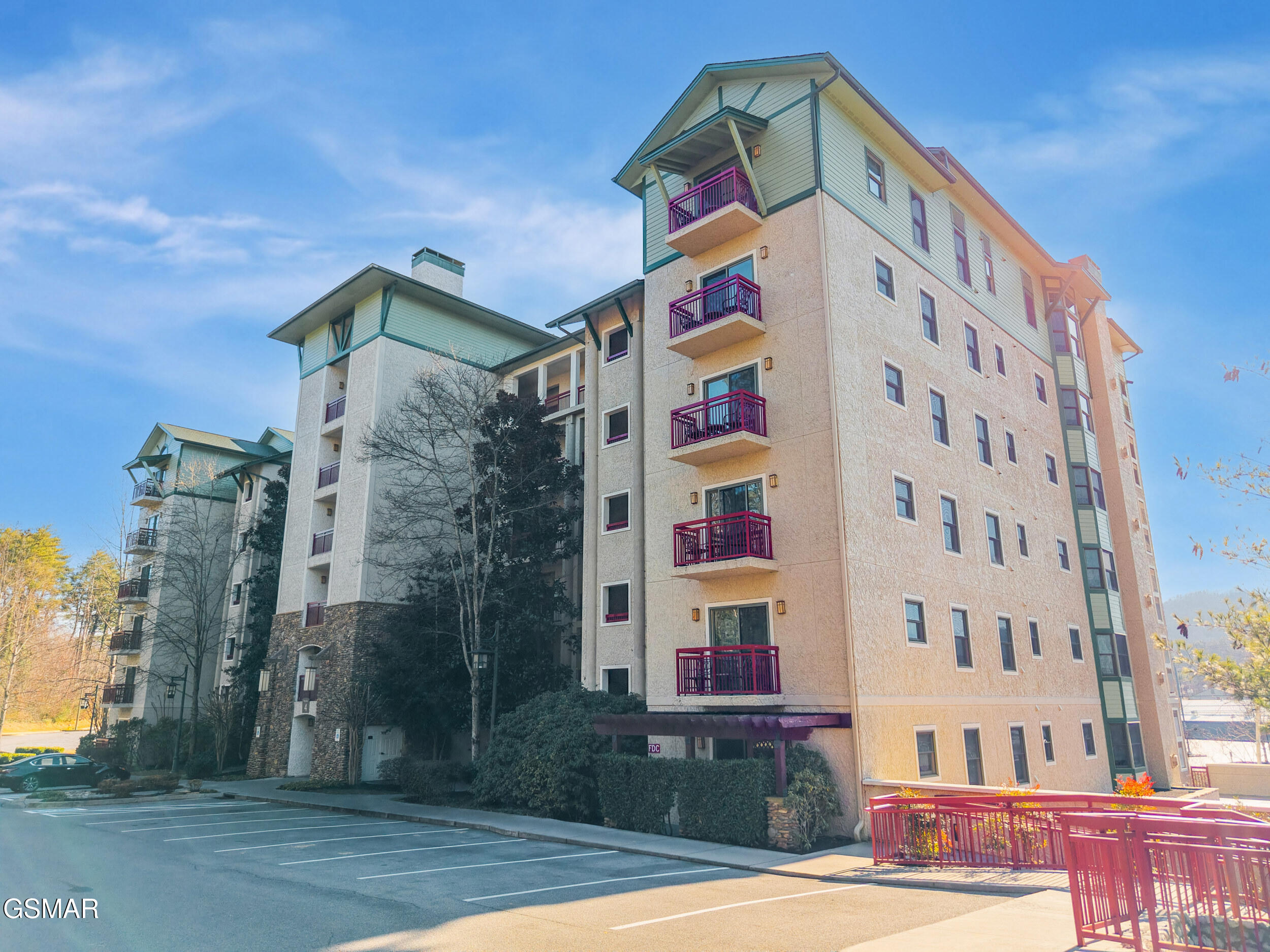212 Dollywood Lane Pigeon Forge TN 37863