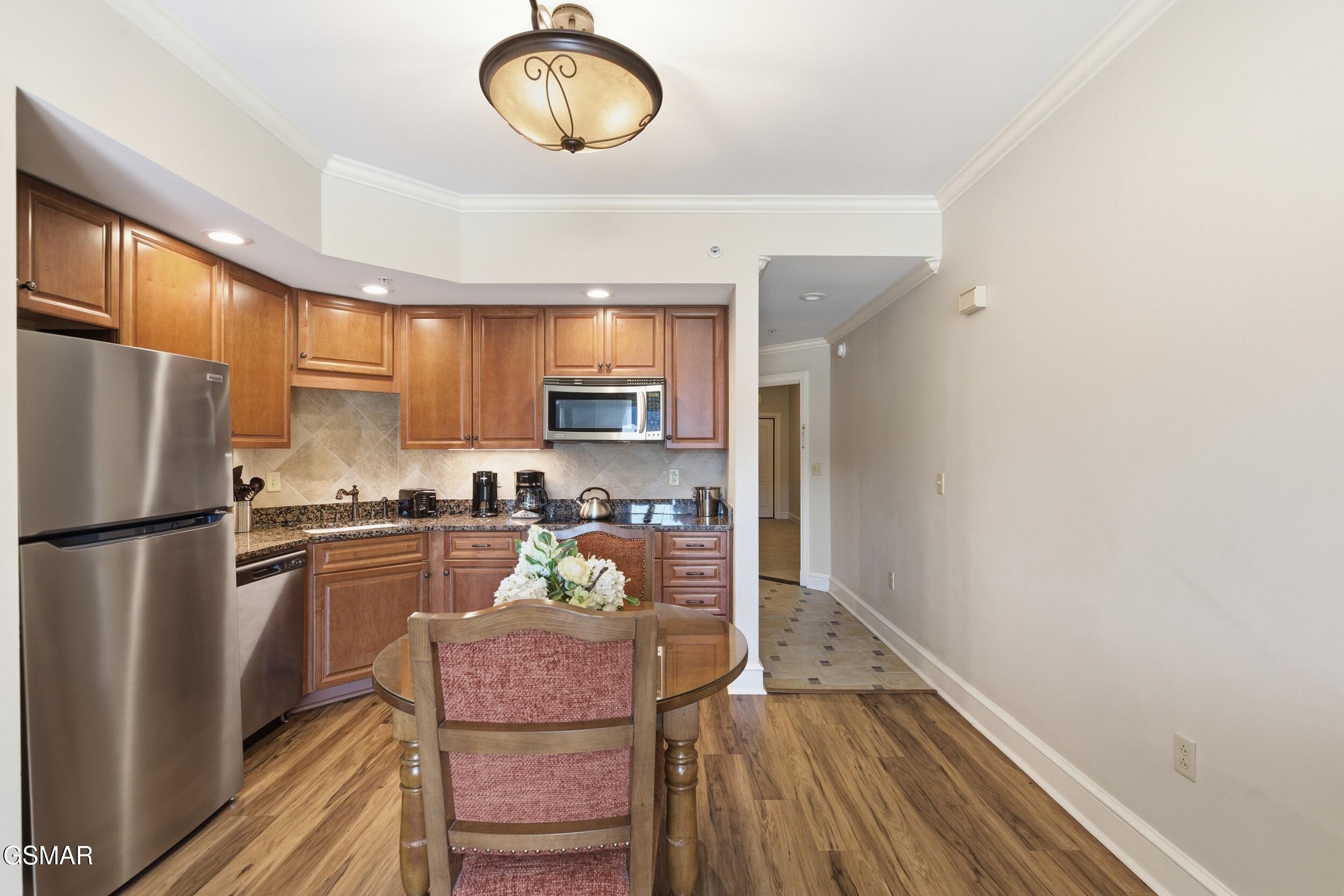212 Dollywood Lane Pigeon Forge TN 37863