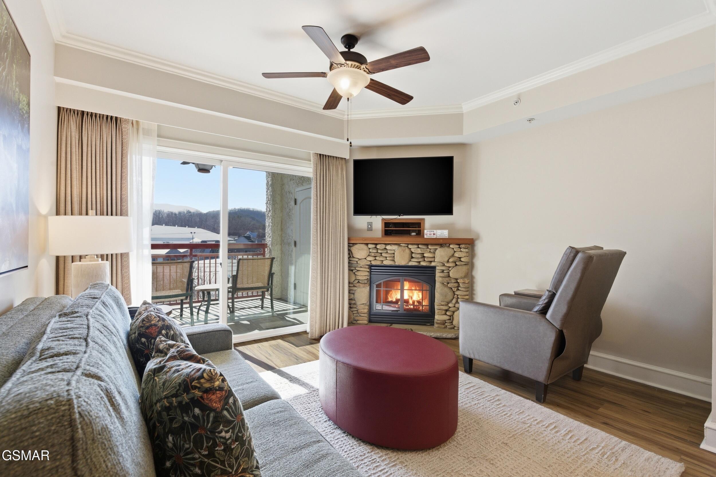 212 Dollywood Lane Pigeon Forge TN 37863
