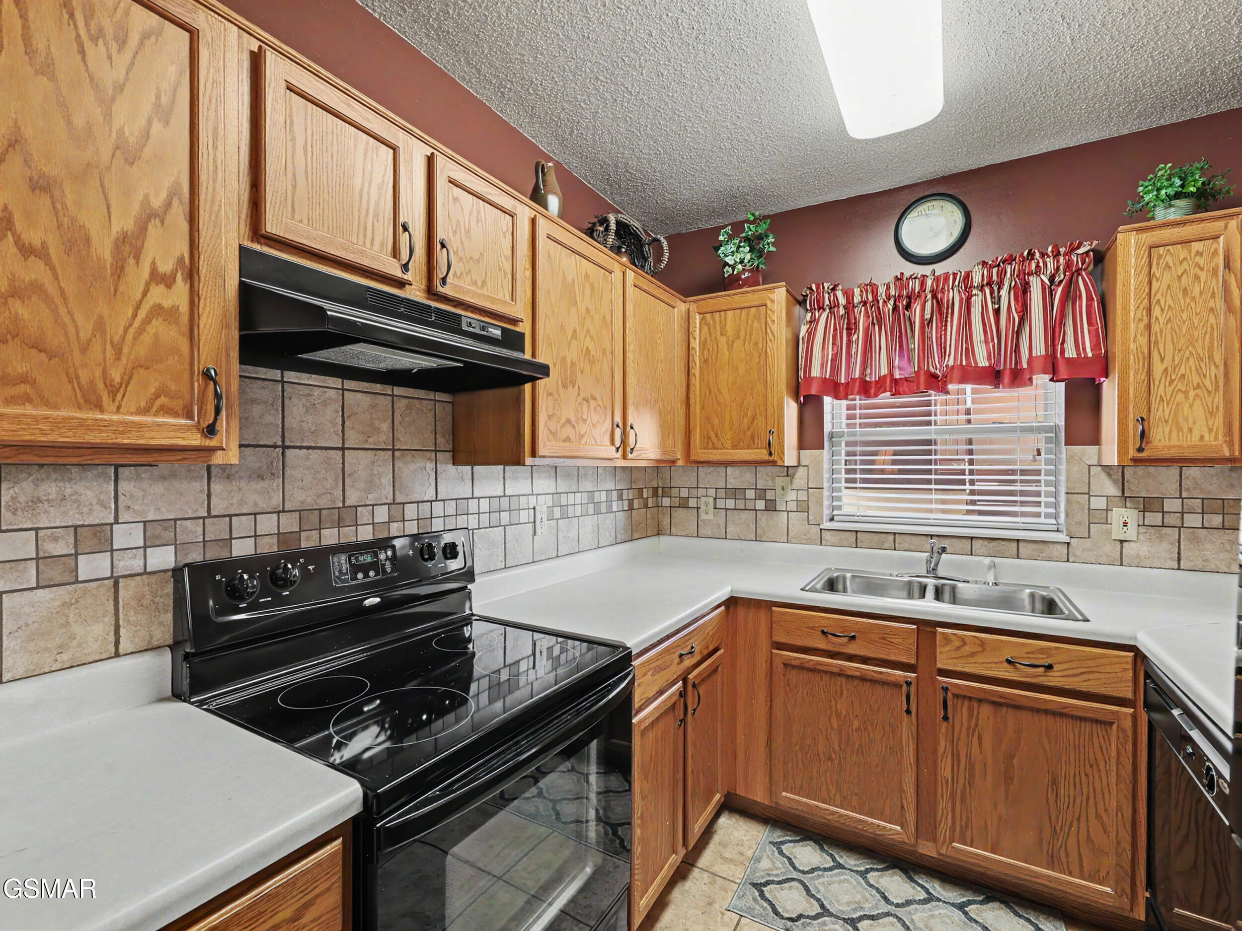 3919 S River Road Pigeon Forge TN 37863