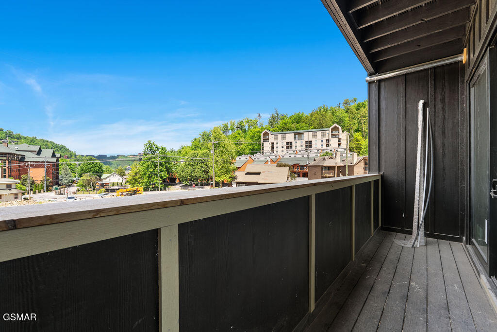 215 Circle Drive Gatlinburg TN 37738