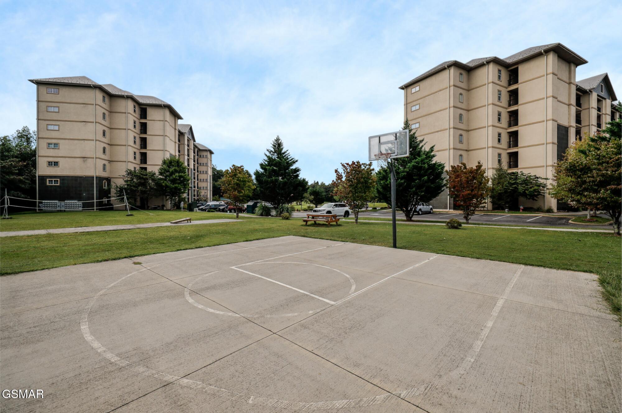 124 Plaza Drive Pigeon Forge TN 37863