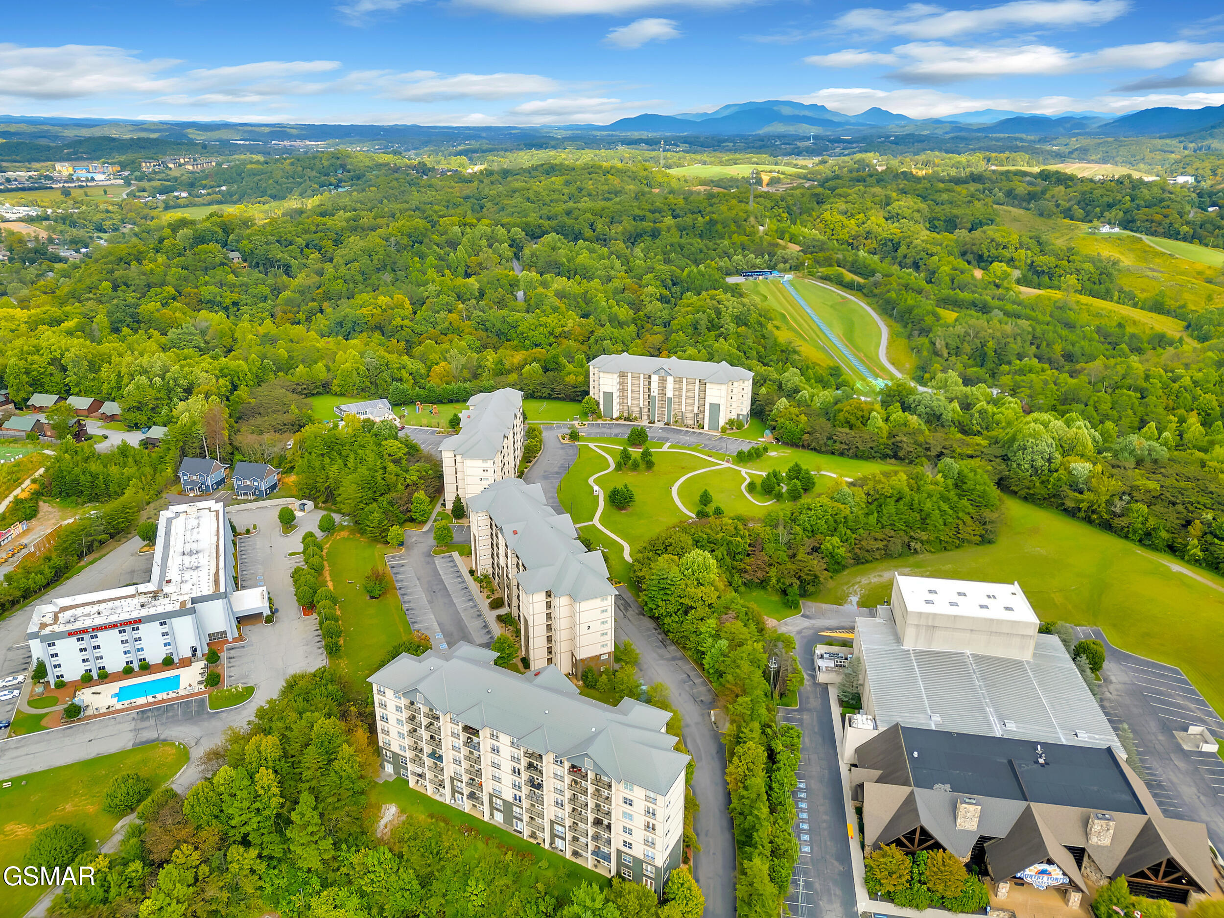 124 Plaza Drive Pigeon Forge TN 37863