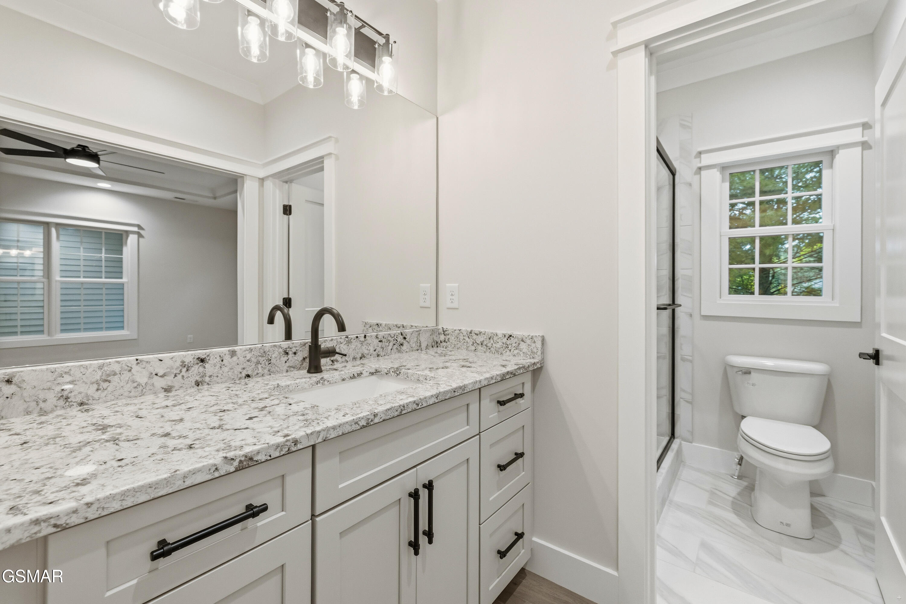 910 Fine Glen Drive Sevierville TN 37862