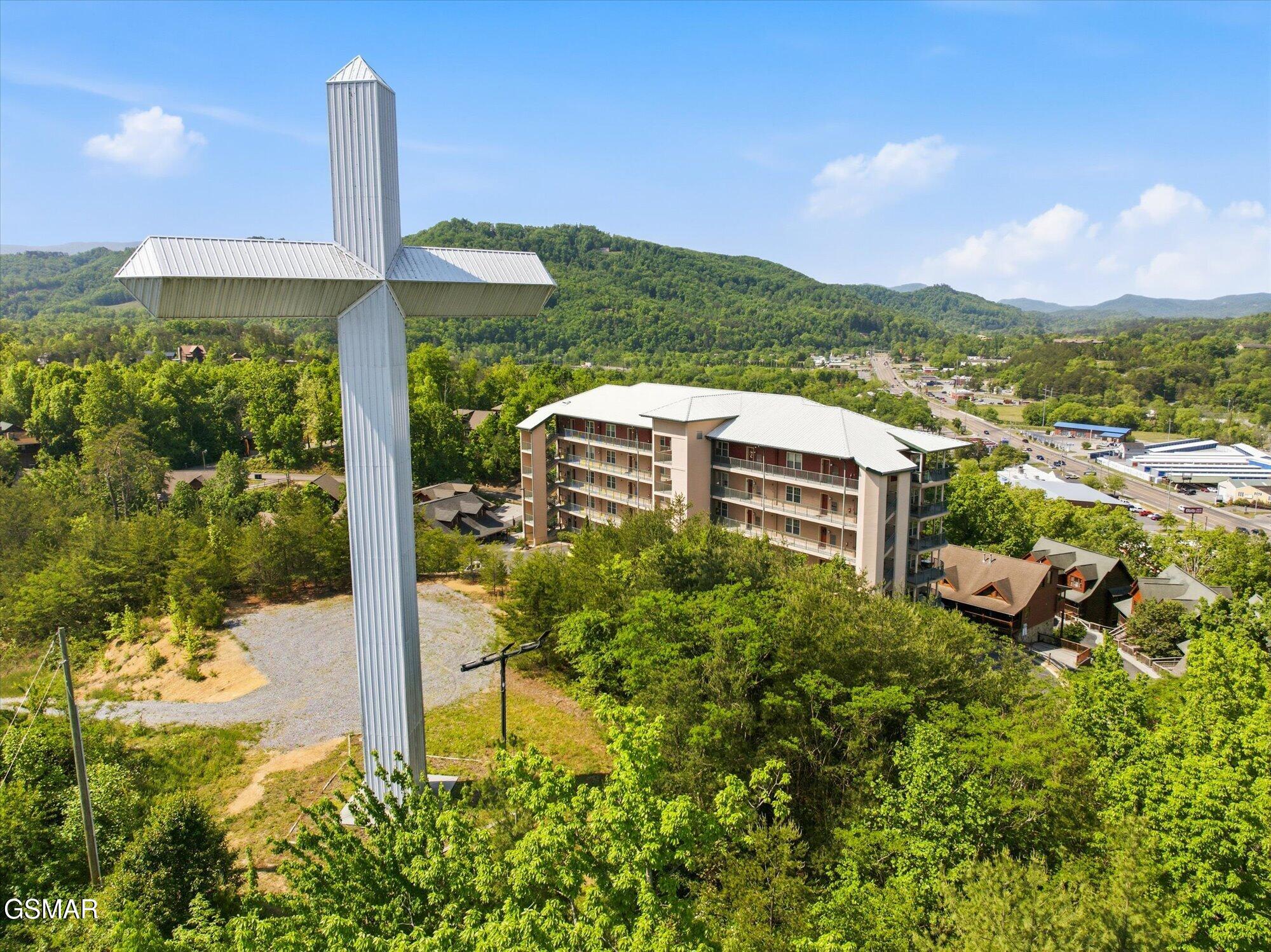 410 Big Bear Way Pigeon Forge TN 37863