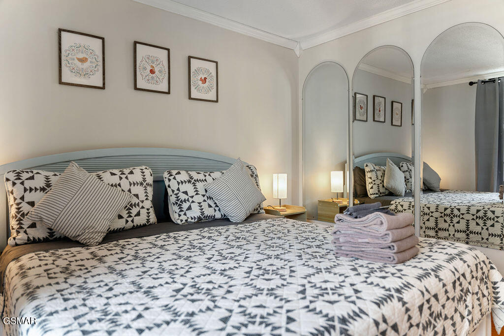 685 River Road Gatlinburg TN 37738