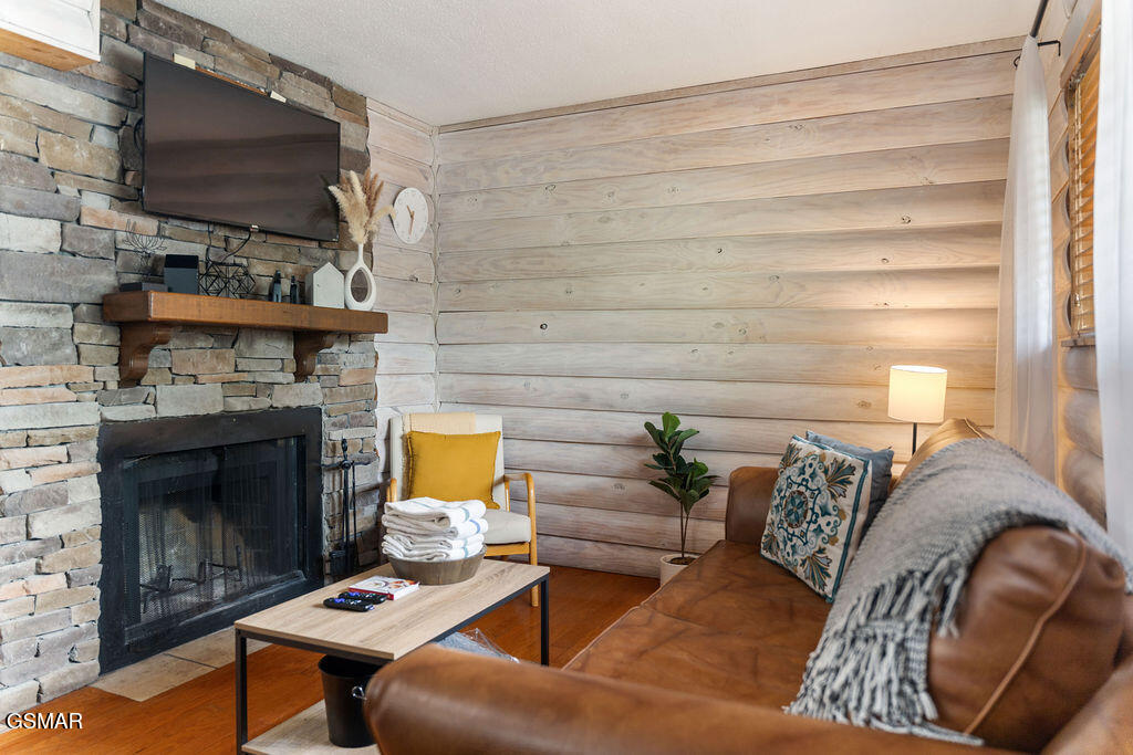 685 River Road Gatlinburg TN 37738