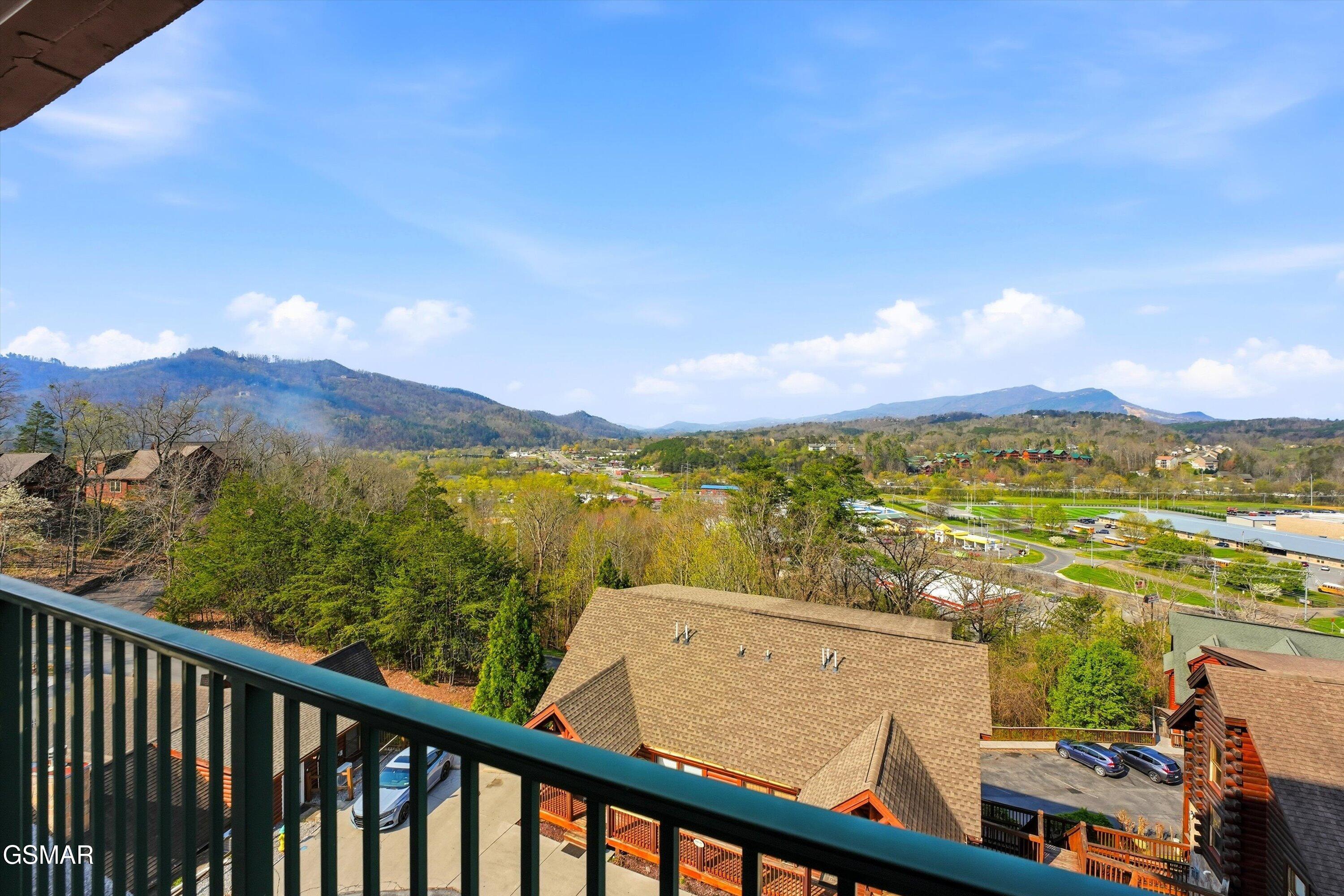 410 Big Bear Way Pigeon Forge TN 37863