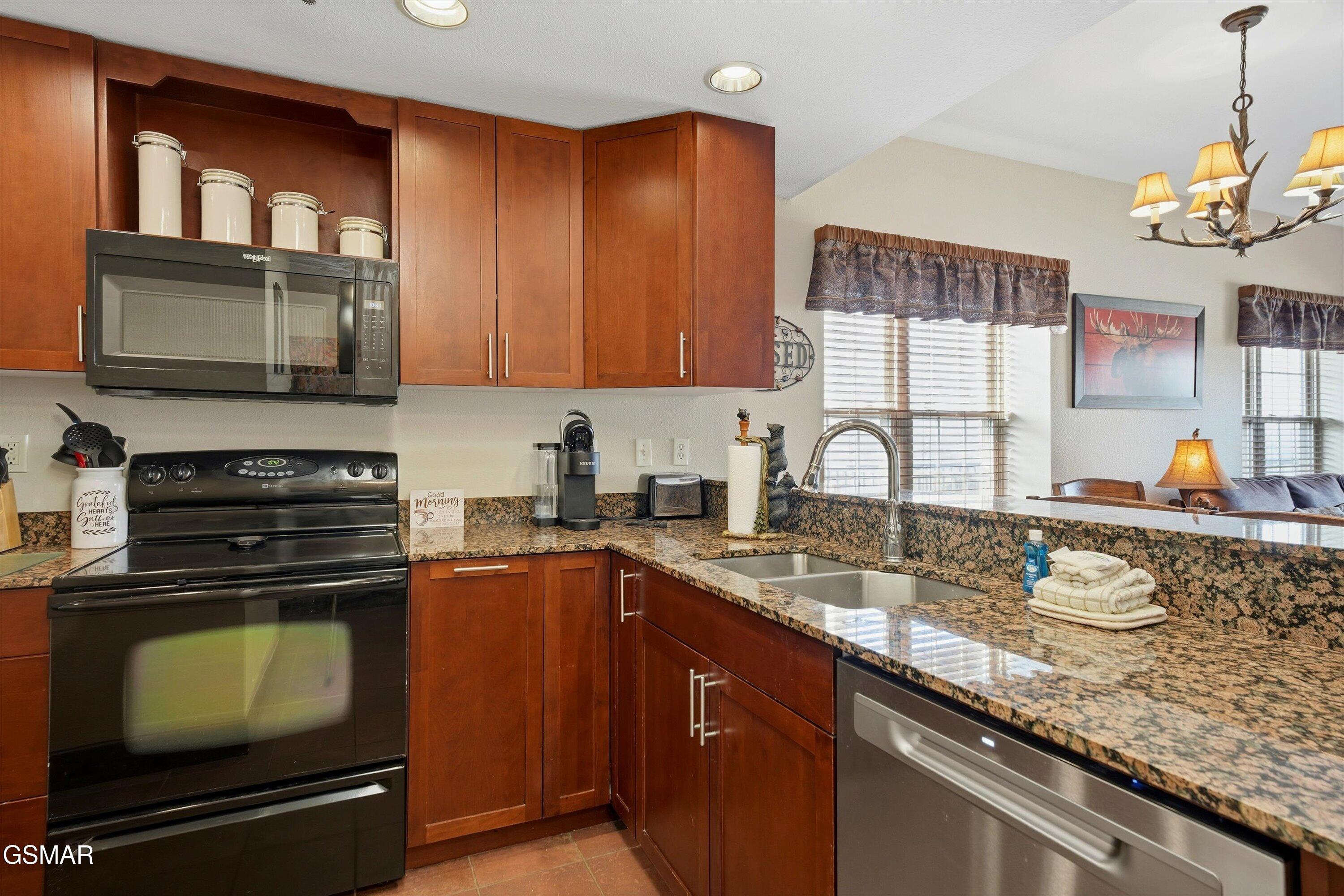 410 Big Bear Way Pigeon Forge TN 37863