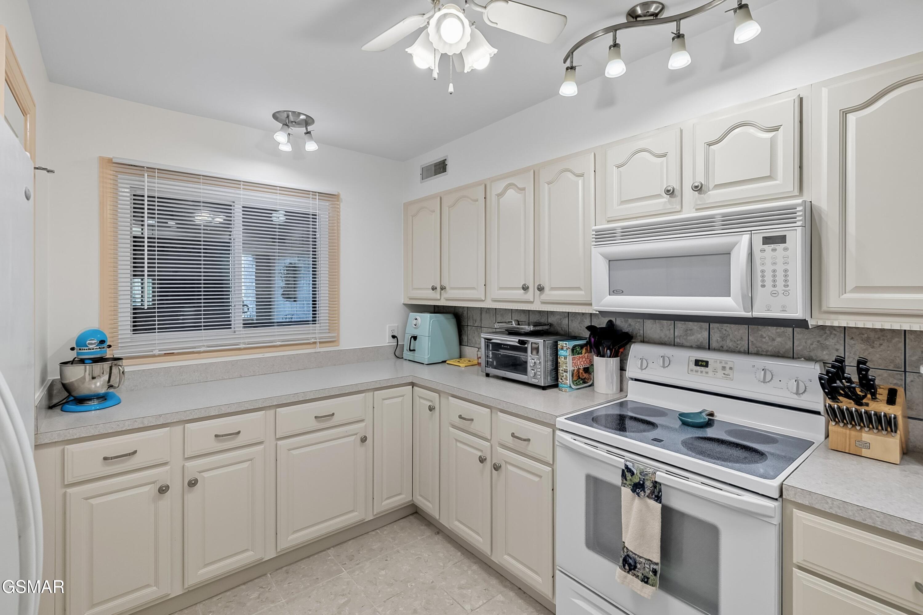 1704 Hidden Hills Road 504 Gatlinburg TN 37738