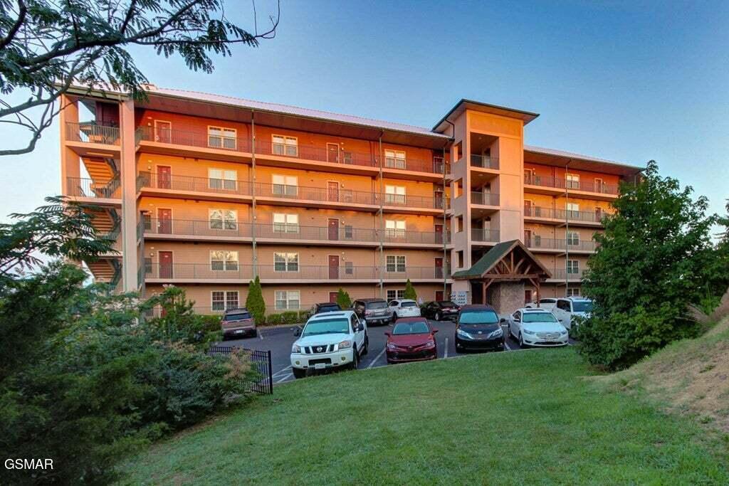 410 Big Bear Way Pigeon Forge TN 37863