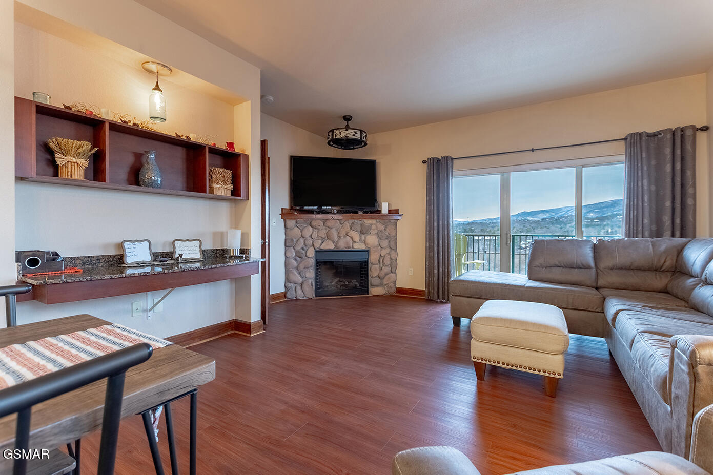 410 Big Bear Way Pigeon Forge TN 37863