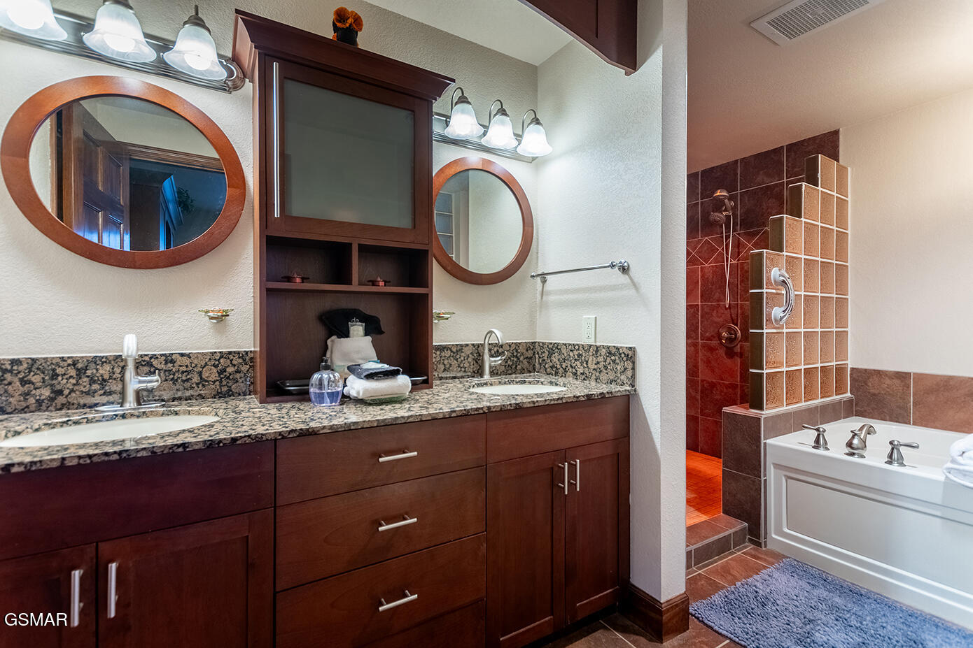 410 Big Bear Way Pigeon Forge TN 37863