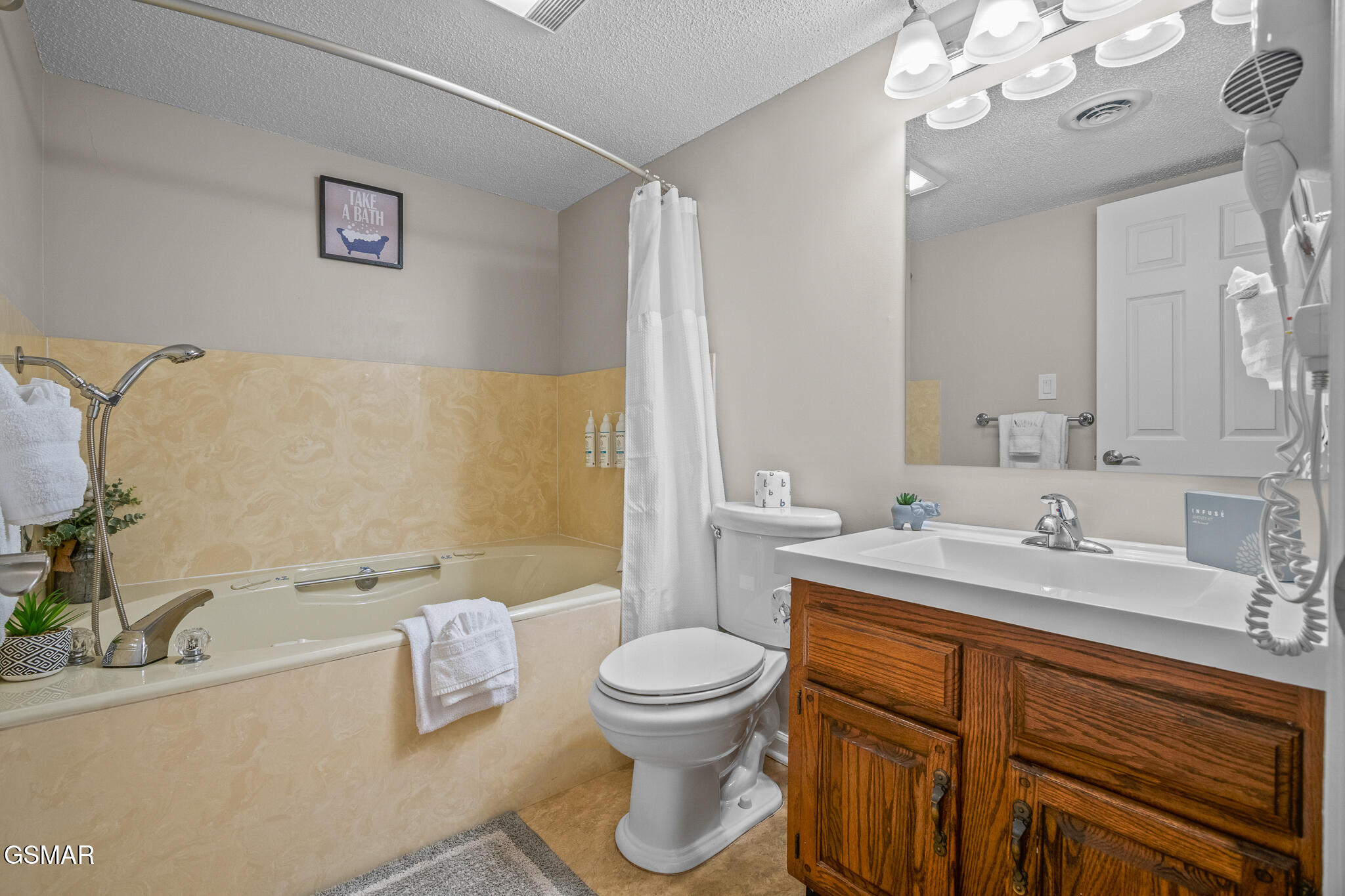 526 Briarcliff Way Pigeon Forge TN 37863