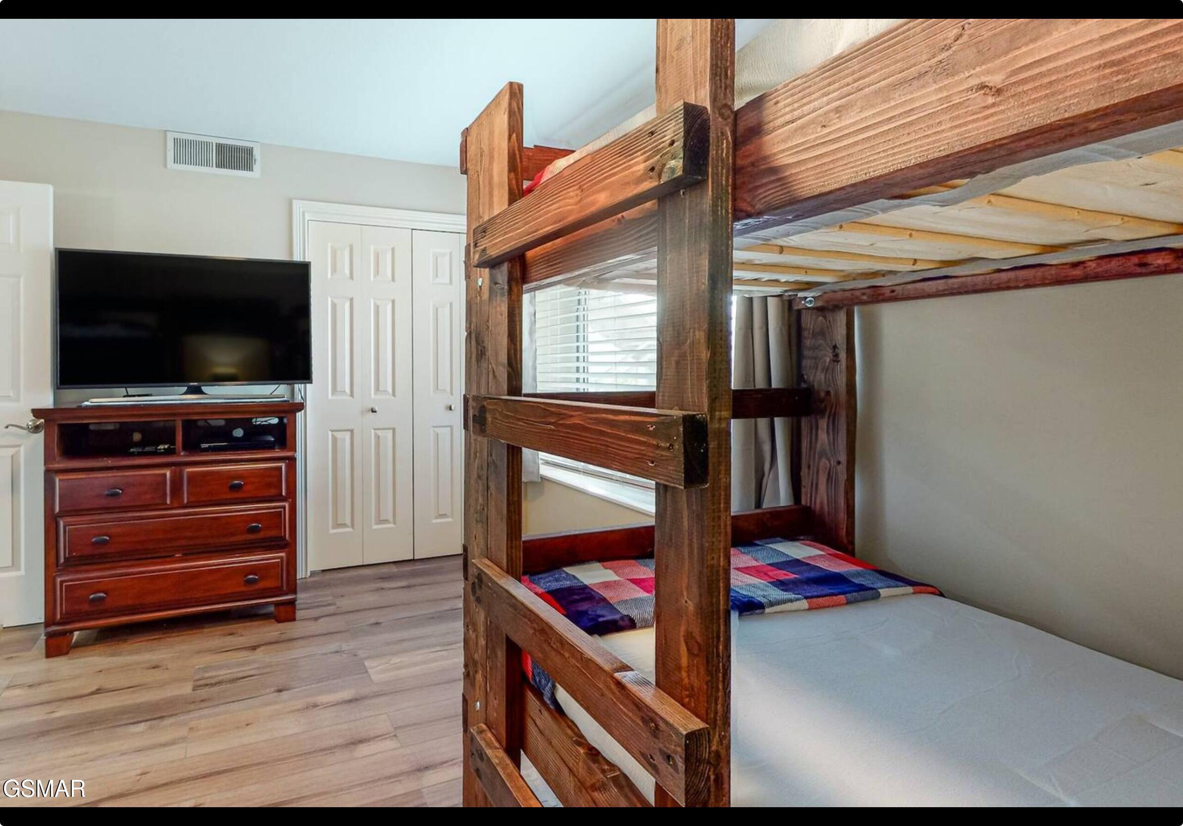 503 Dollywood Lane Pigeon Forge TN 37863