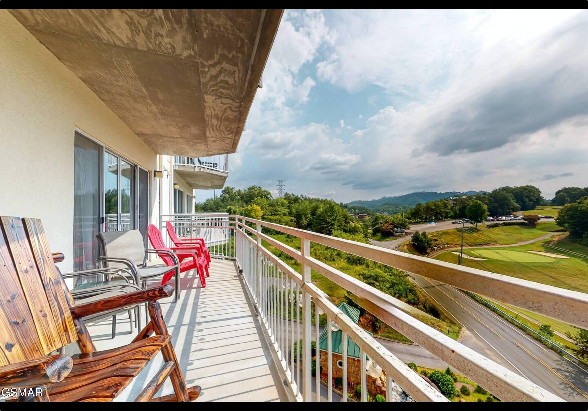 503 Dollywood Lane Pigeon Forge TN 37863