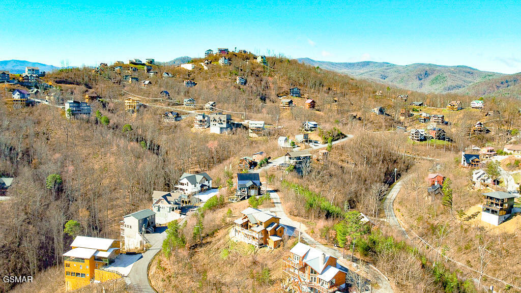 414 Red Hawk Way Gatlinburg TN 37738