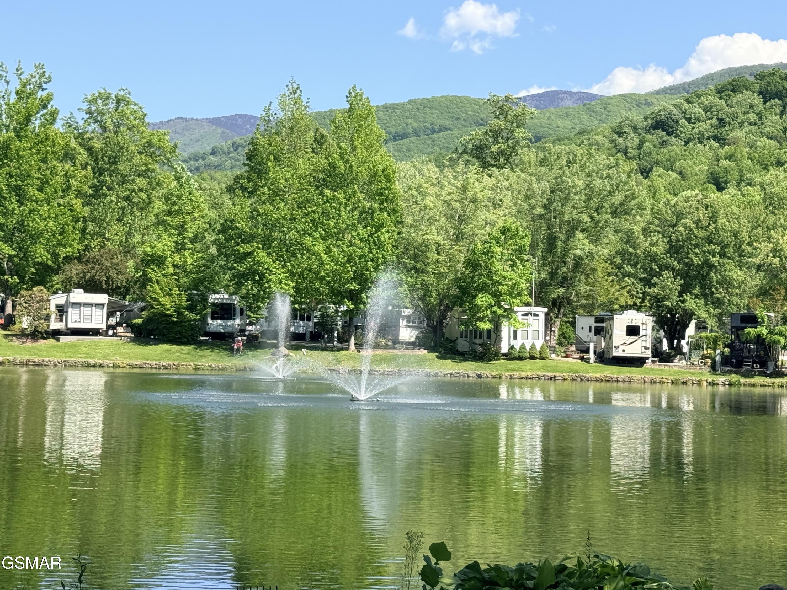 4229 E Parkway #326 Gatlinburg TN 37738