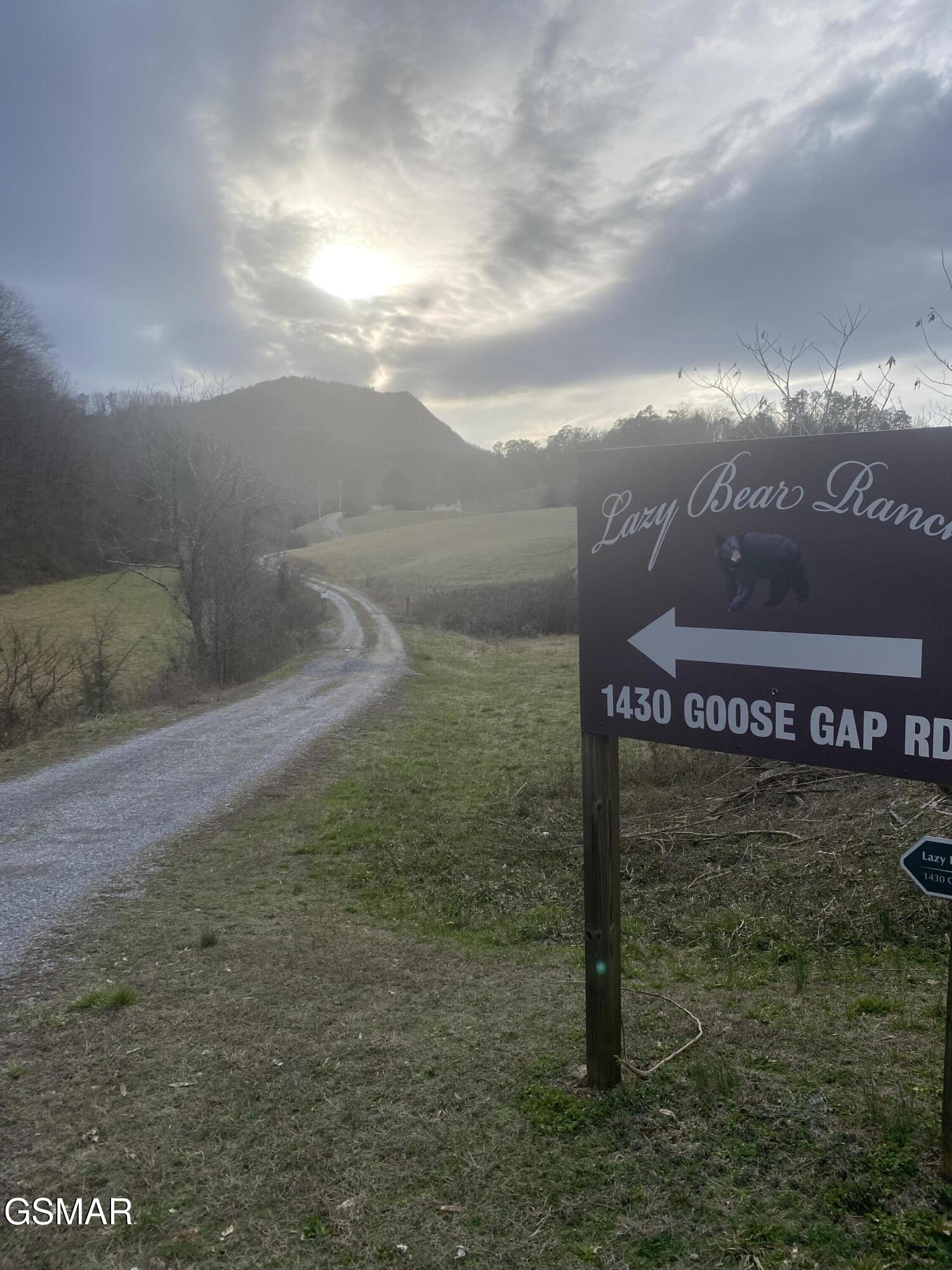 1440 Goose Gap Road Sevierville TN 37876