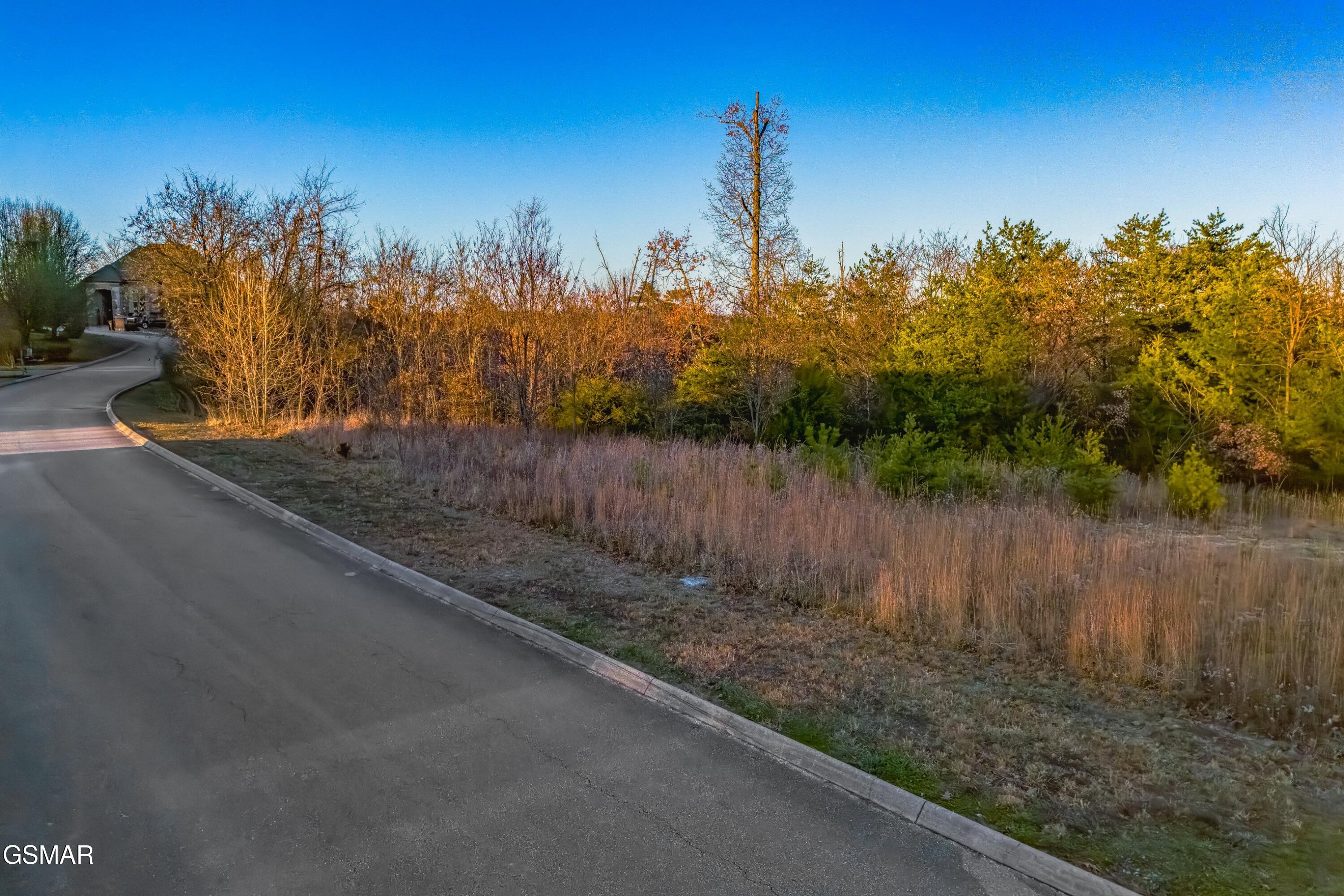 407 Riverbend Drive Dandridge TN 37725