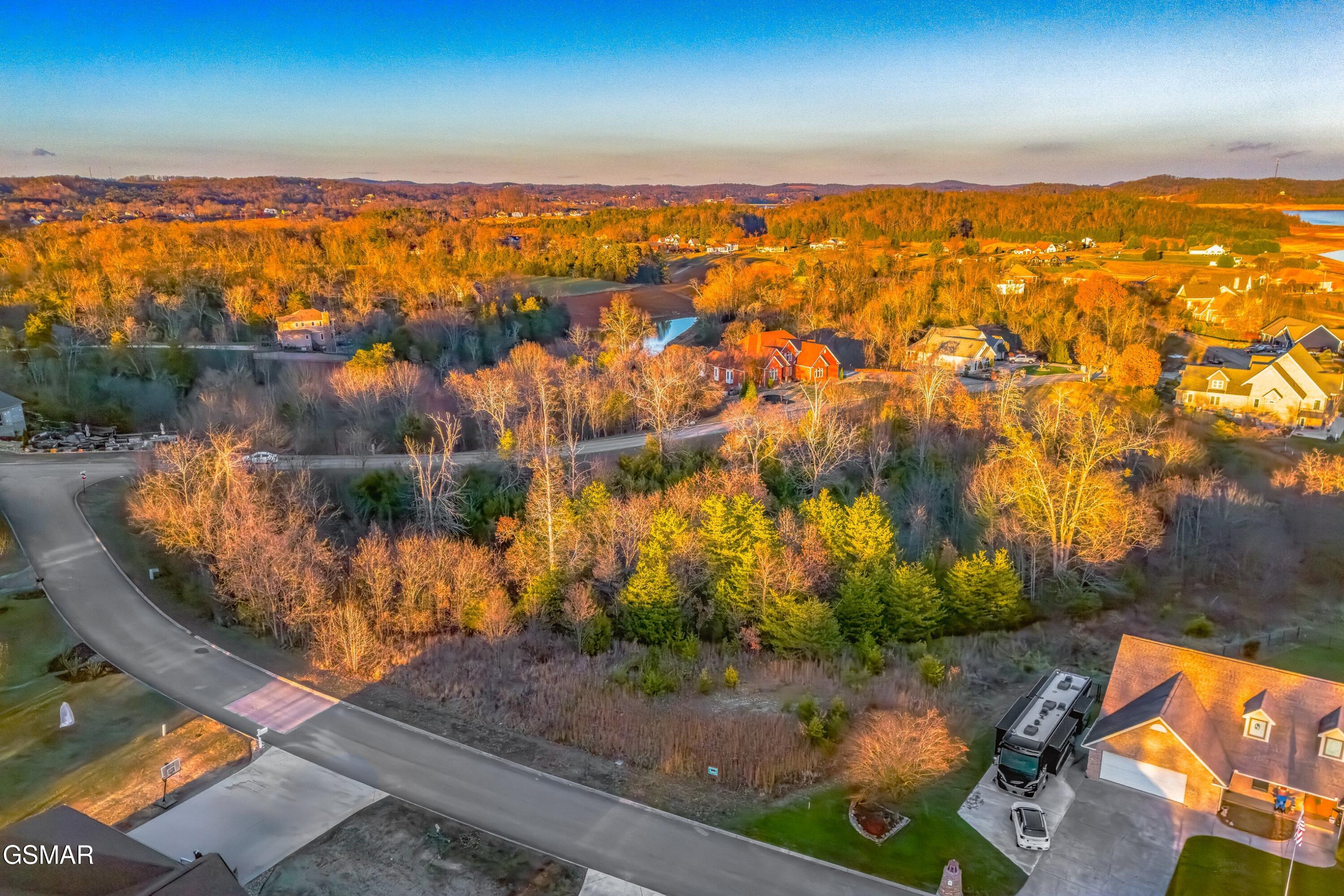 407 Riverbend Drive Dandridge TN 37725