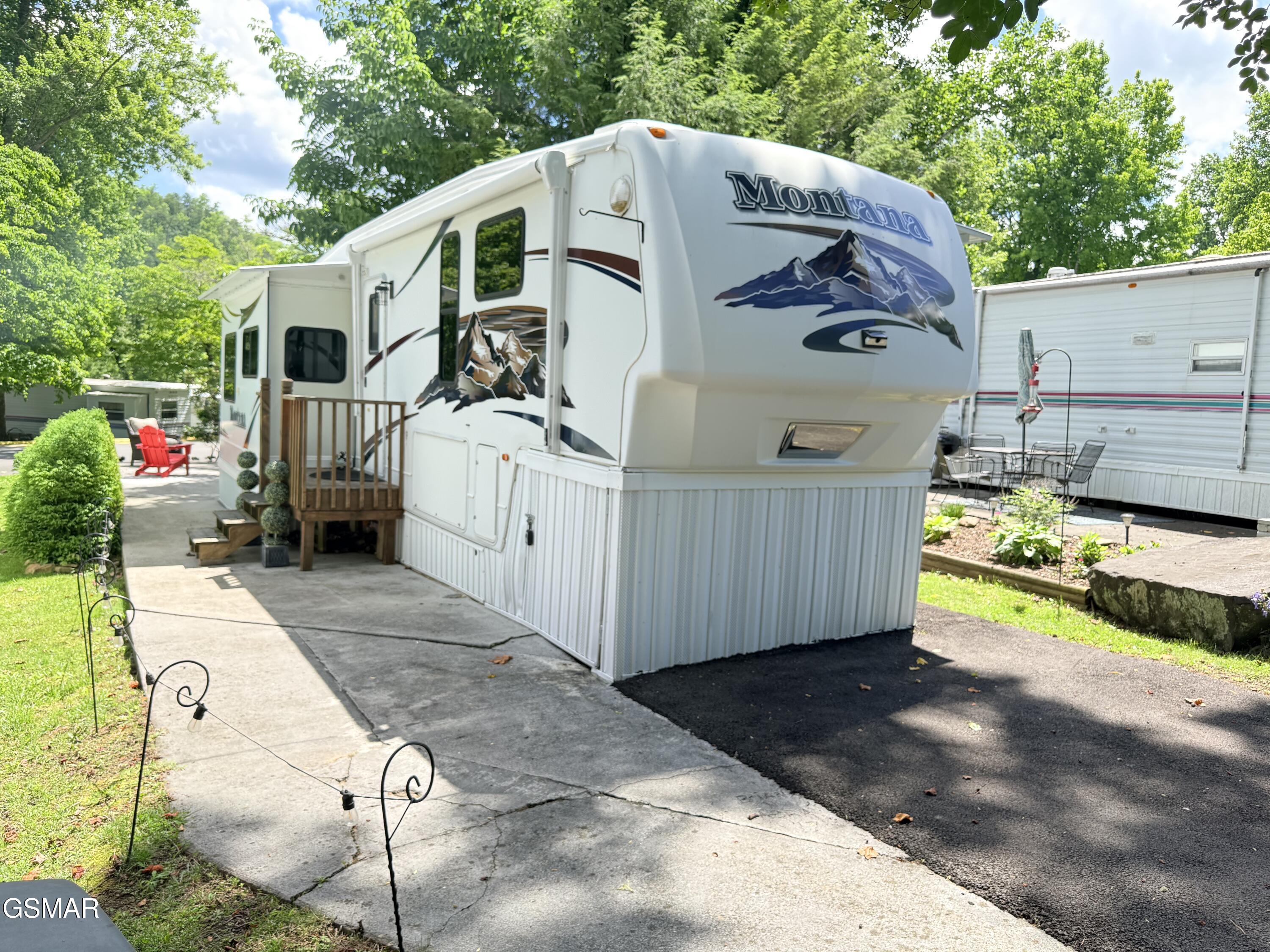 4229 E Parkway #2 Gatlinburg TN 37738