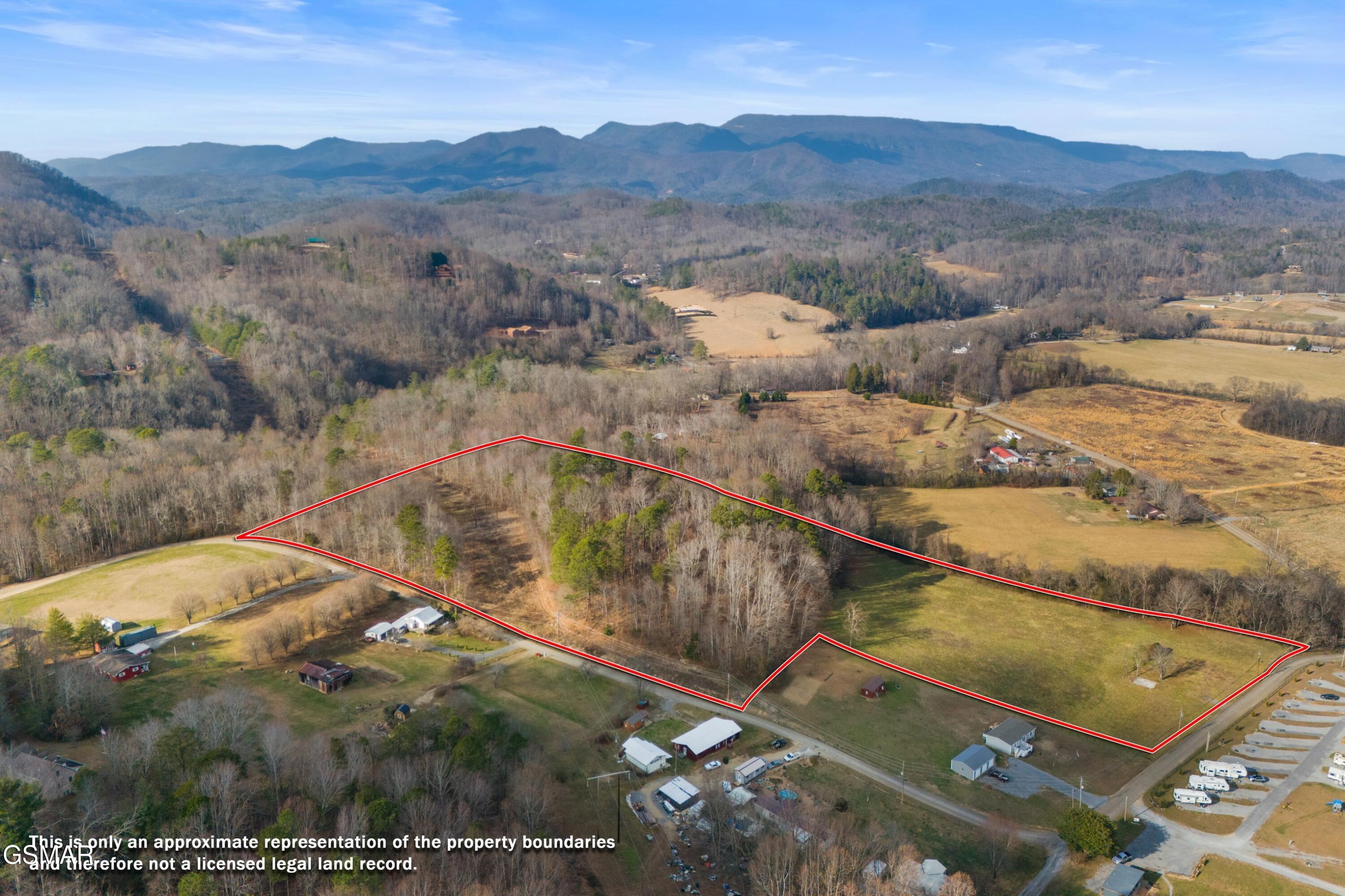 4121 Chavis Road Cosby TN 37722