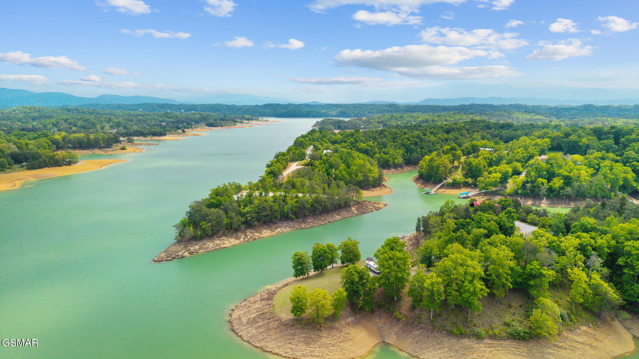 1967 Lake Oaks Way Sevierville TN 37876