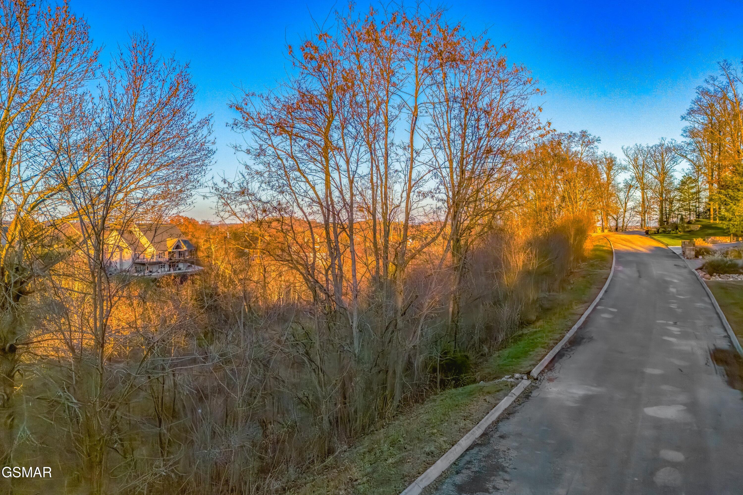 719 Riveredge Lane Dandridge TN 37725