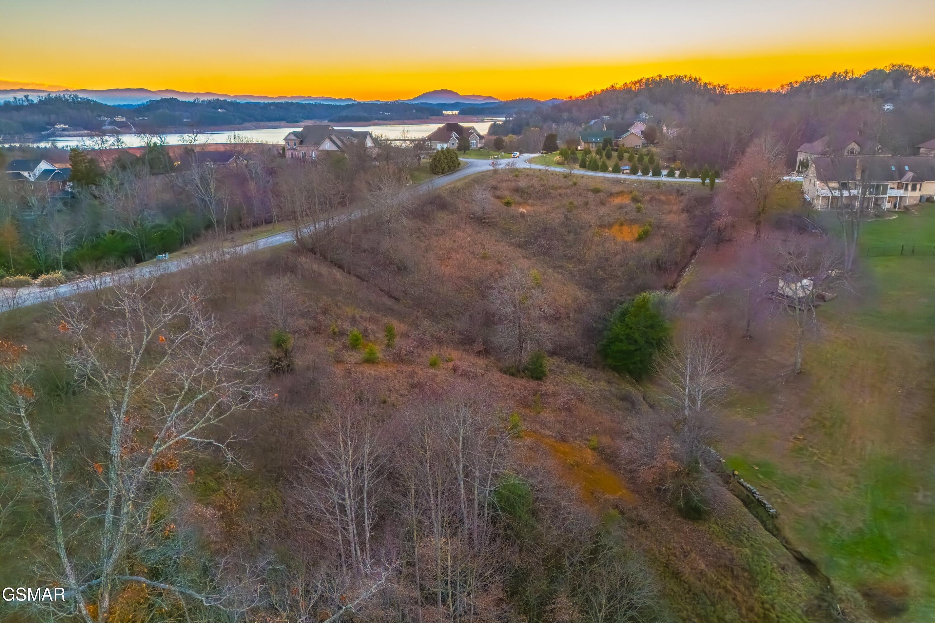 719 Riveredge Lane Dandridge TN 37725