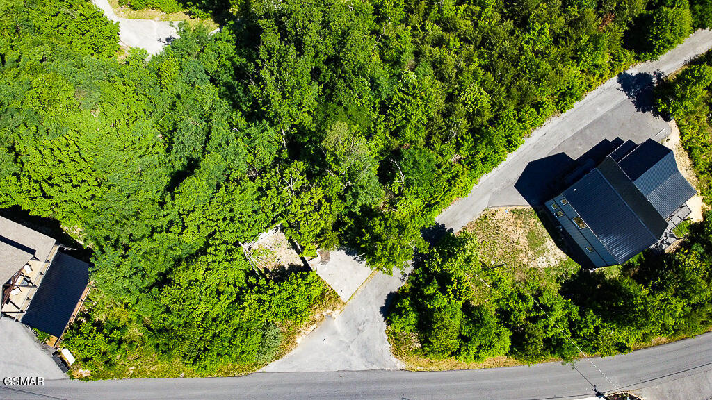 639 Pinecrest Drive Gatlinburg TN 37738